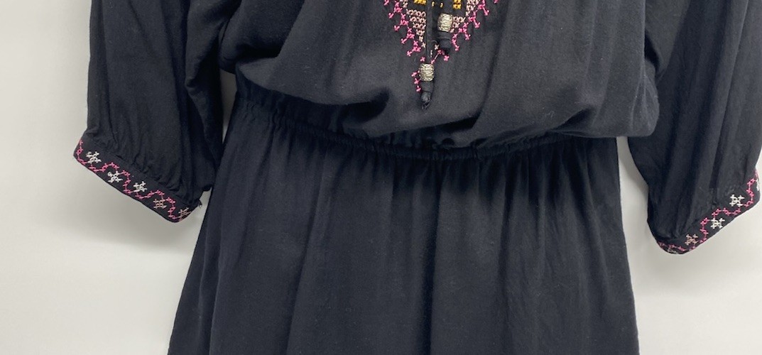 Angie Black Bohemian Style Peasant Tunic Top Colorful Embroidery Size Medium