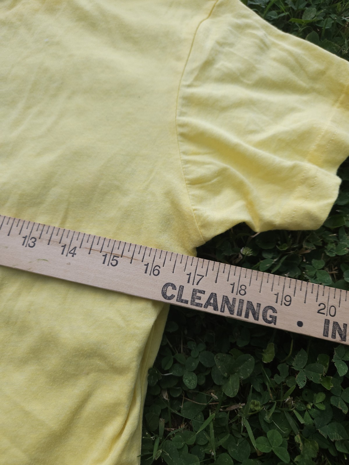 VTG Junk Food Women’s Yellow TShirt Rainbow Brite Size XL Made In USA Y2K