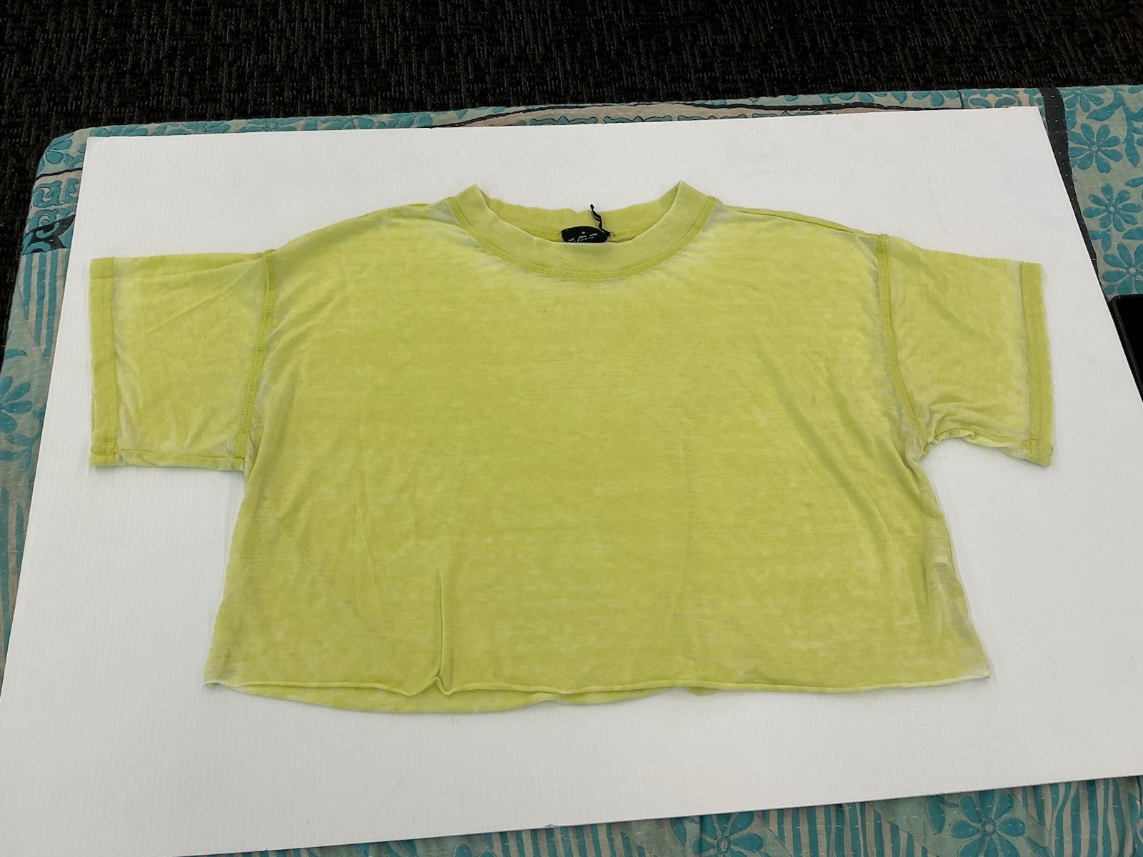 Urban Outfitters OFU Neon Yellow Acid Wash Crewneck Crop Top T-Shirt Size Medium
