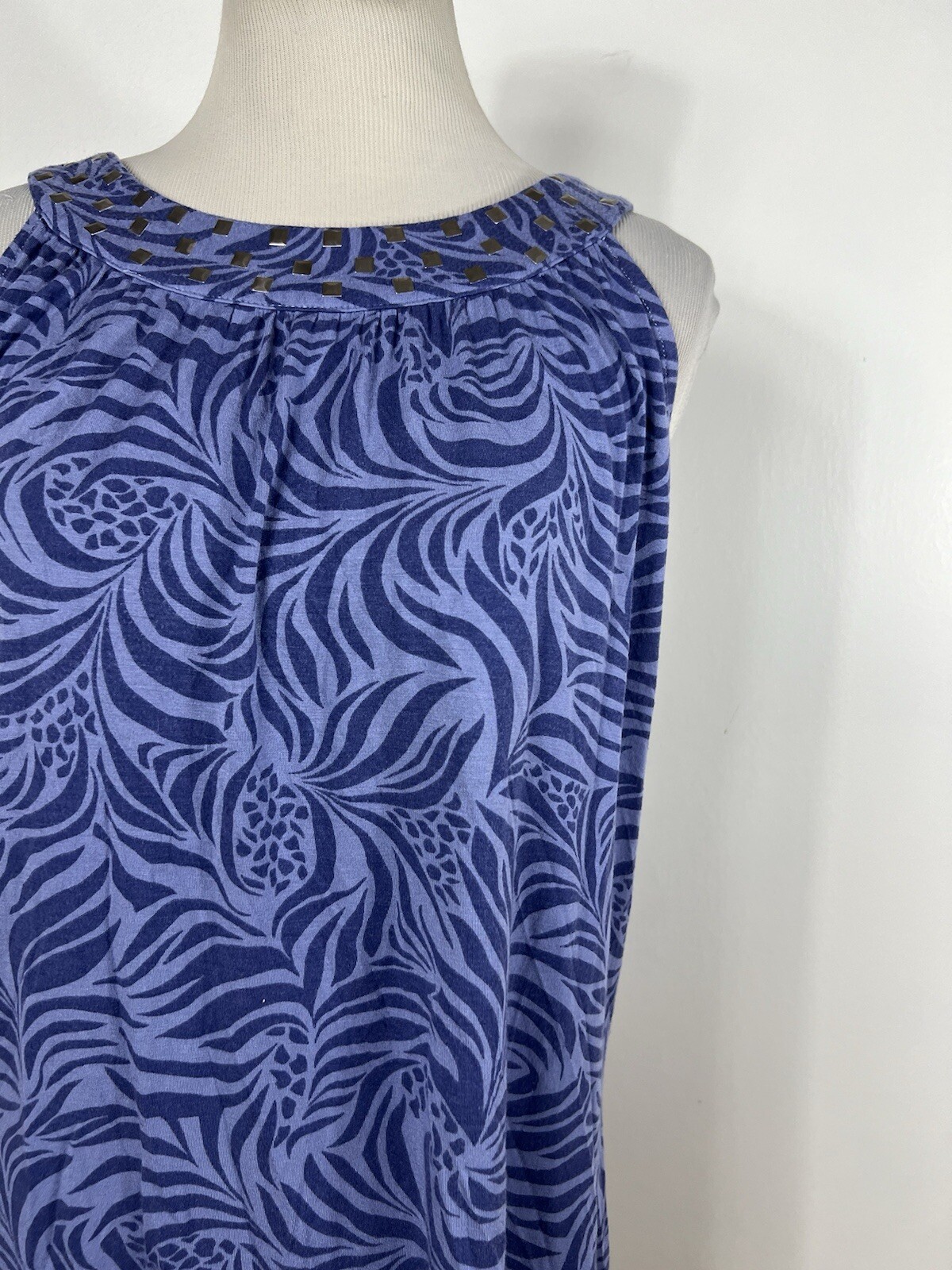 Susan Bristol XL Tank Top Shirt Lilac Purple Scoop Neck Embellished Sleveless L1