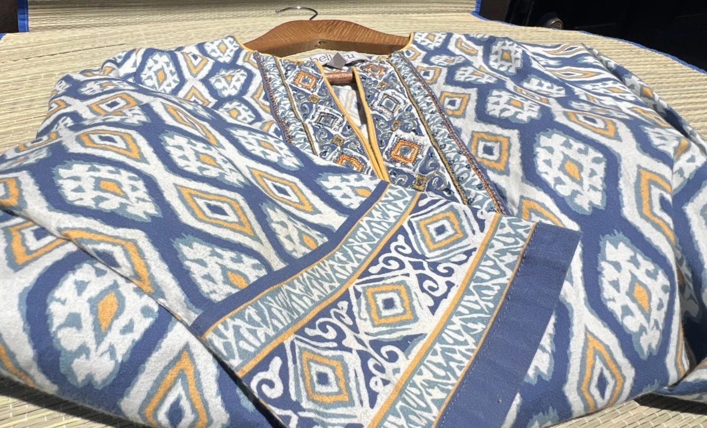 $228 Bella Tu Quinn Ikat Printed Tunic Blouse Top Blue White Size S New