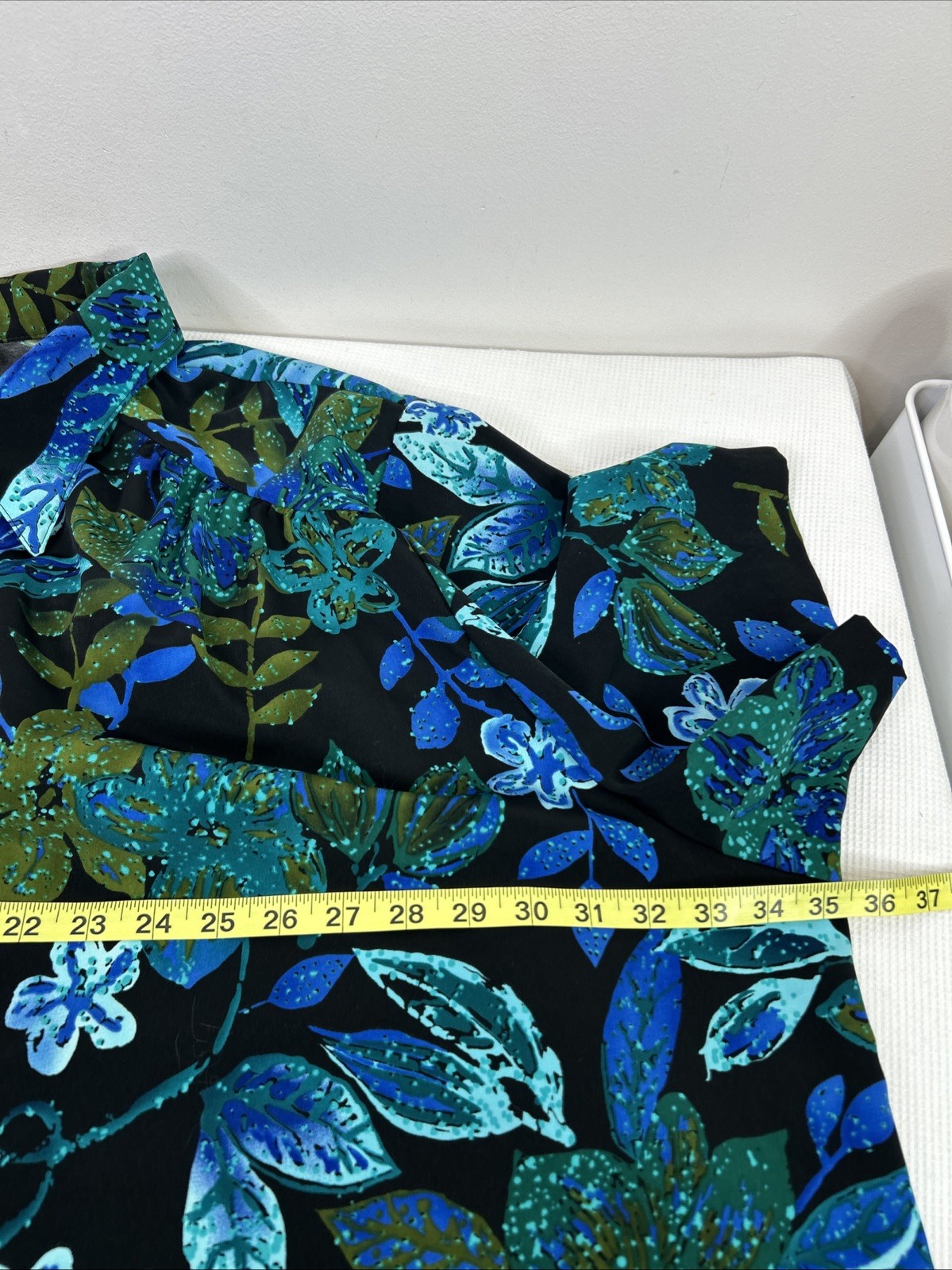 A Personal Touch Women’s 5X Blues Tropical Short Sleeve Button Up Vintage Blouse
