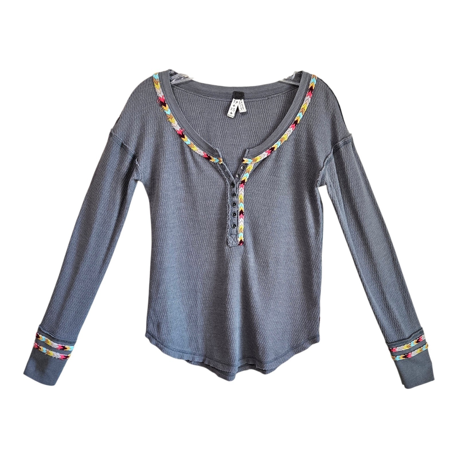 FREE PEOPLE We The Free XS Boho Henley Thermal Top Raw Edges Long Sleeve 34″