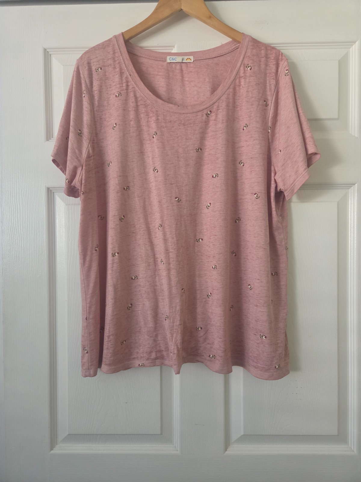C&C California Dusty Pink Scoop Neck Tee with Subtle Embellishments Women’s 2X