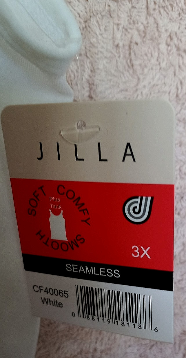 Jilla 92% nylon, 8% spandex solid white scoop neck tank top 3X