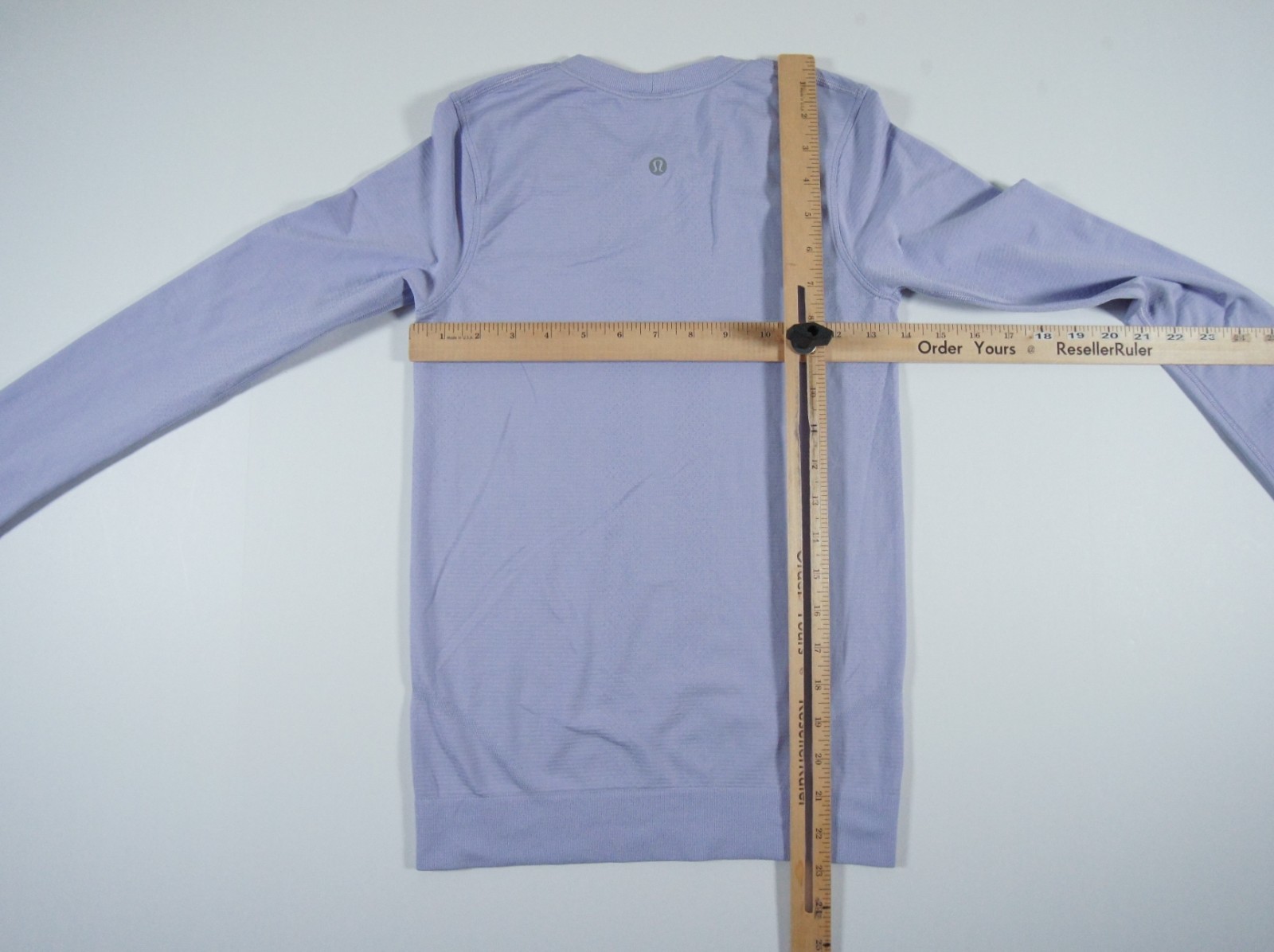 Lululemon Shirt Womens 2 Purple Long Sleeve Activewear Training Workout Ladies
