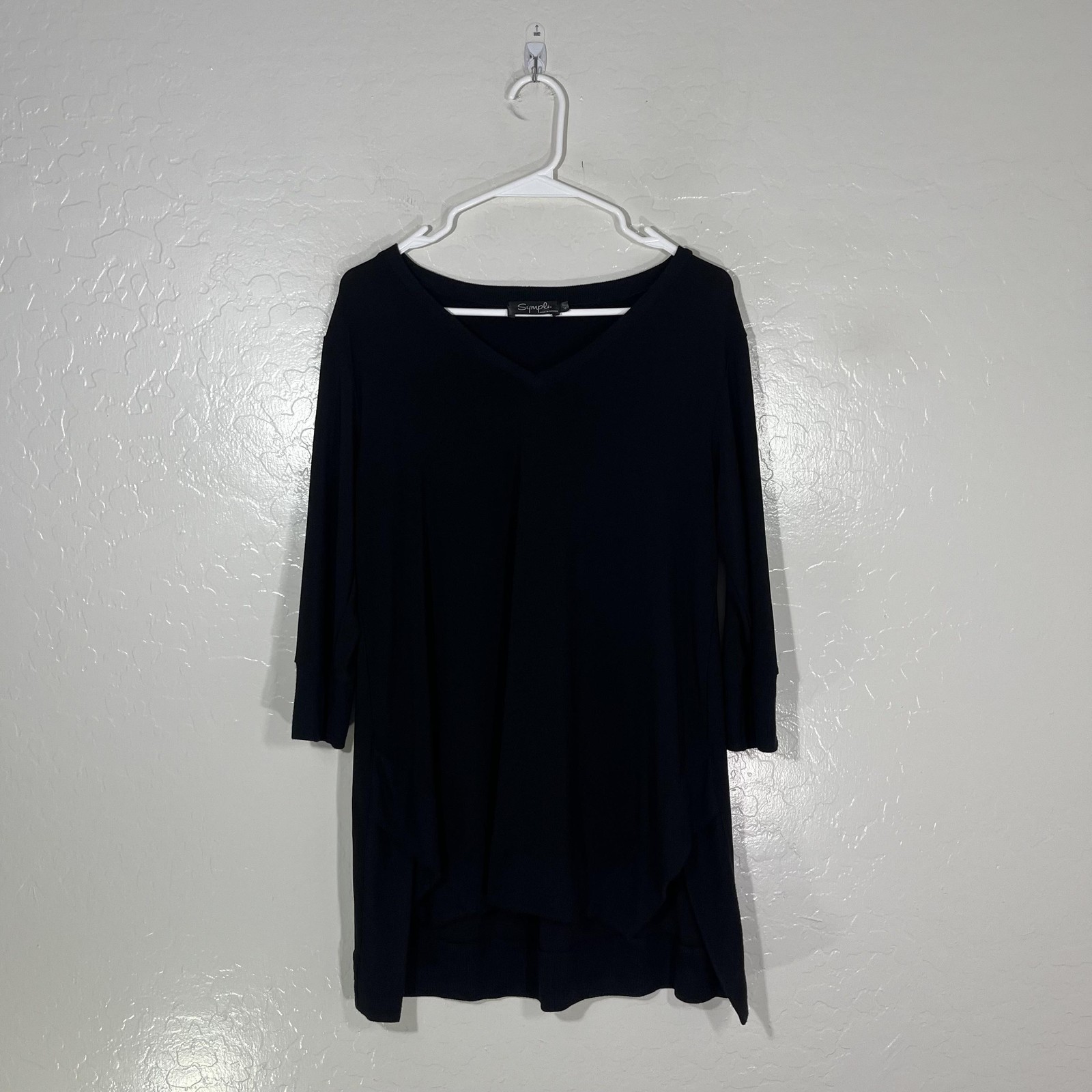 Sympli Tunic Womens 6 Black Solid V Neck 3/4 Sleeve Jersey Top Asym Hem