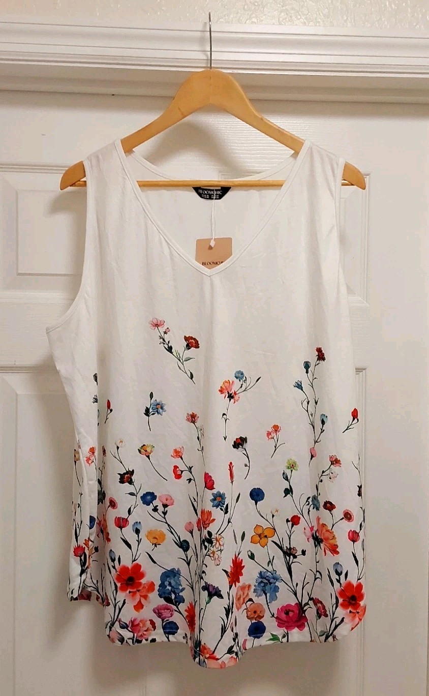 Bloom Chic Floral Top Women’s 18/20 Multicolor Sleeveless