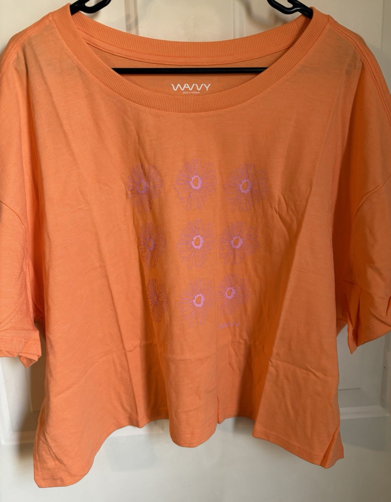 NWOT Wavvy Womens Large Orange Cropped Graphic Floral Tee Shirt T-shirt