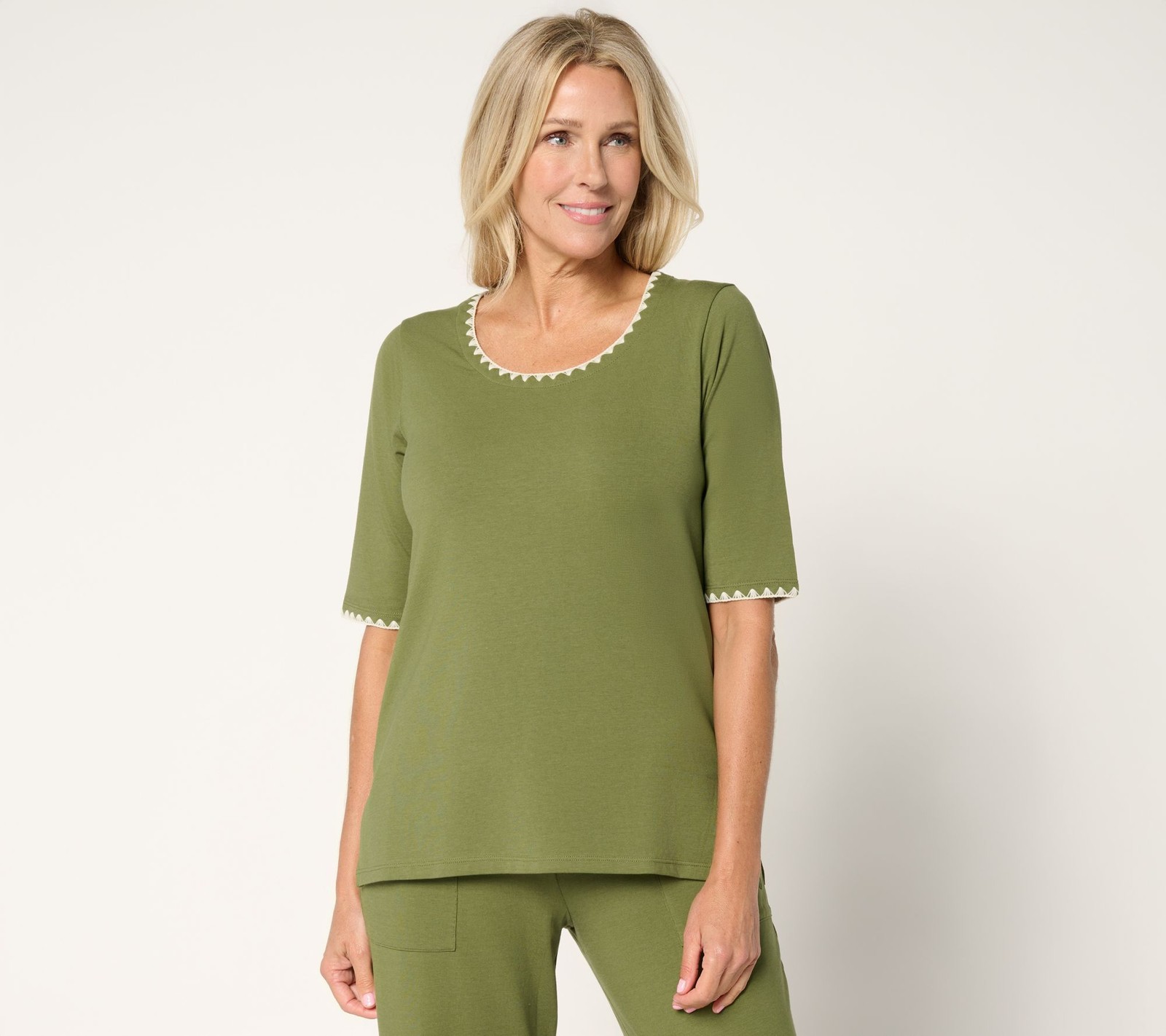 Gloria Vanderbilt Women’s Top Sz M Cottonwear+ Crochet Trim Tee Green A694385