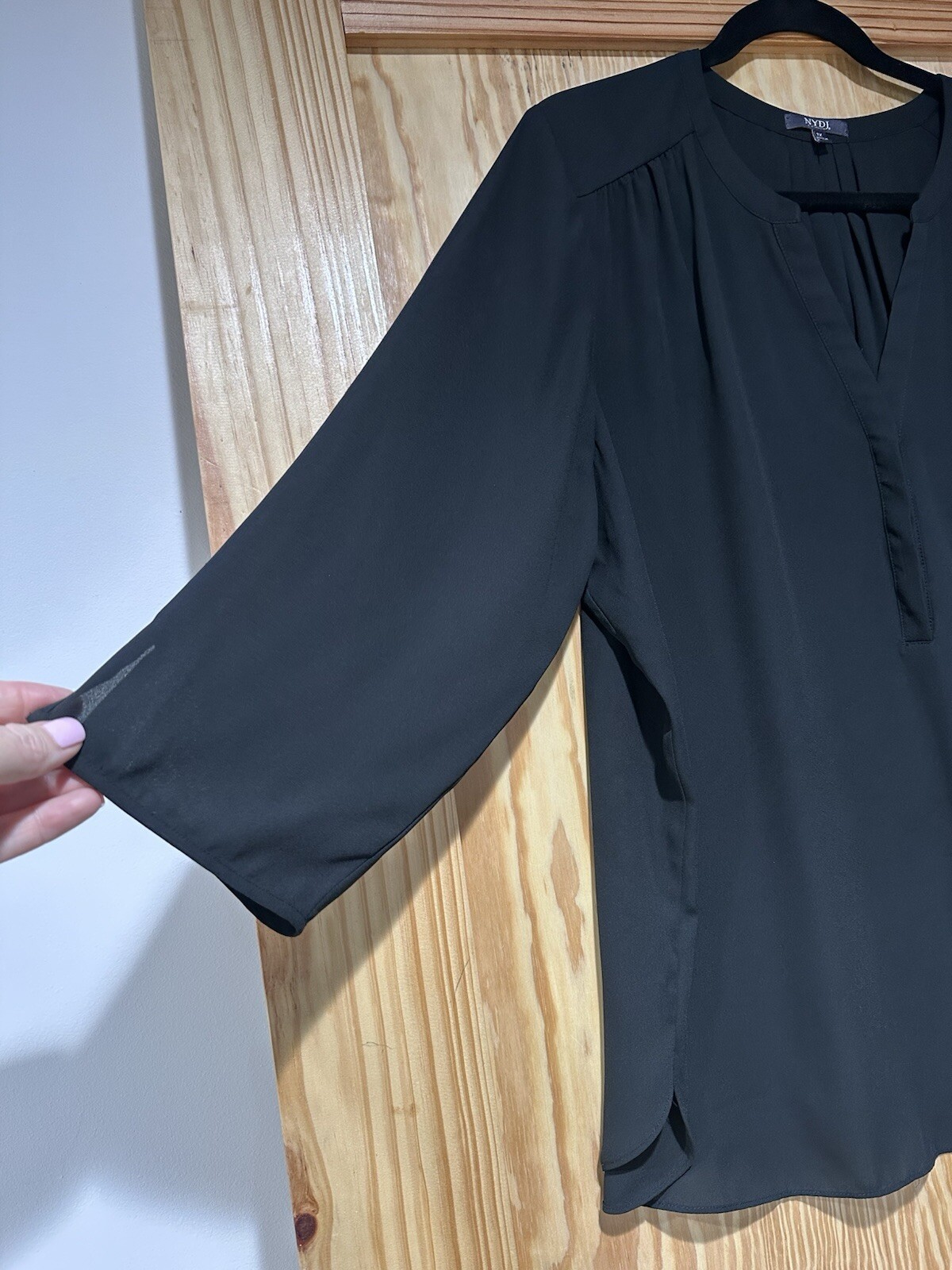 NYDJ Black Silky Chiffon Pintuck Blouse With 3/4 Sleeves Size 1X Plus Size