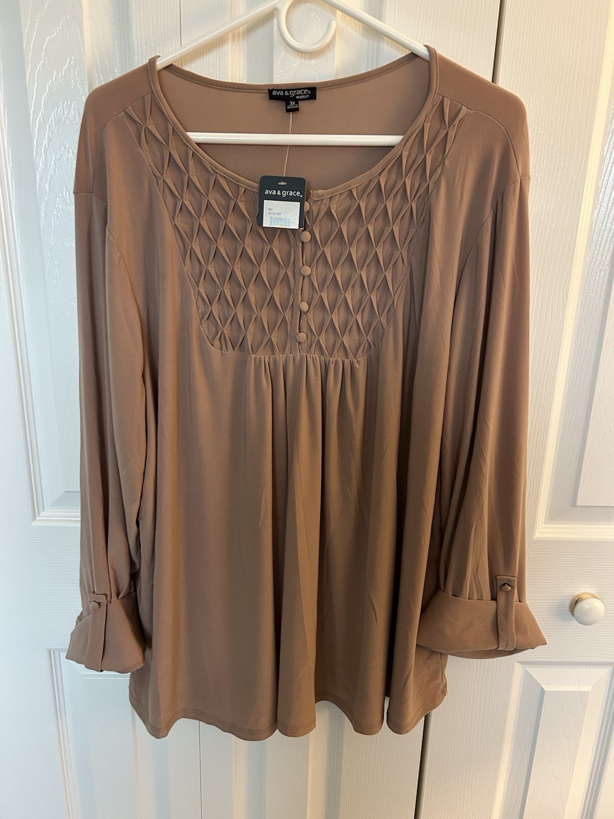 Ava And Grace Beige Tunic Top Size 3X NWT