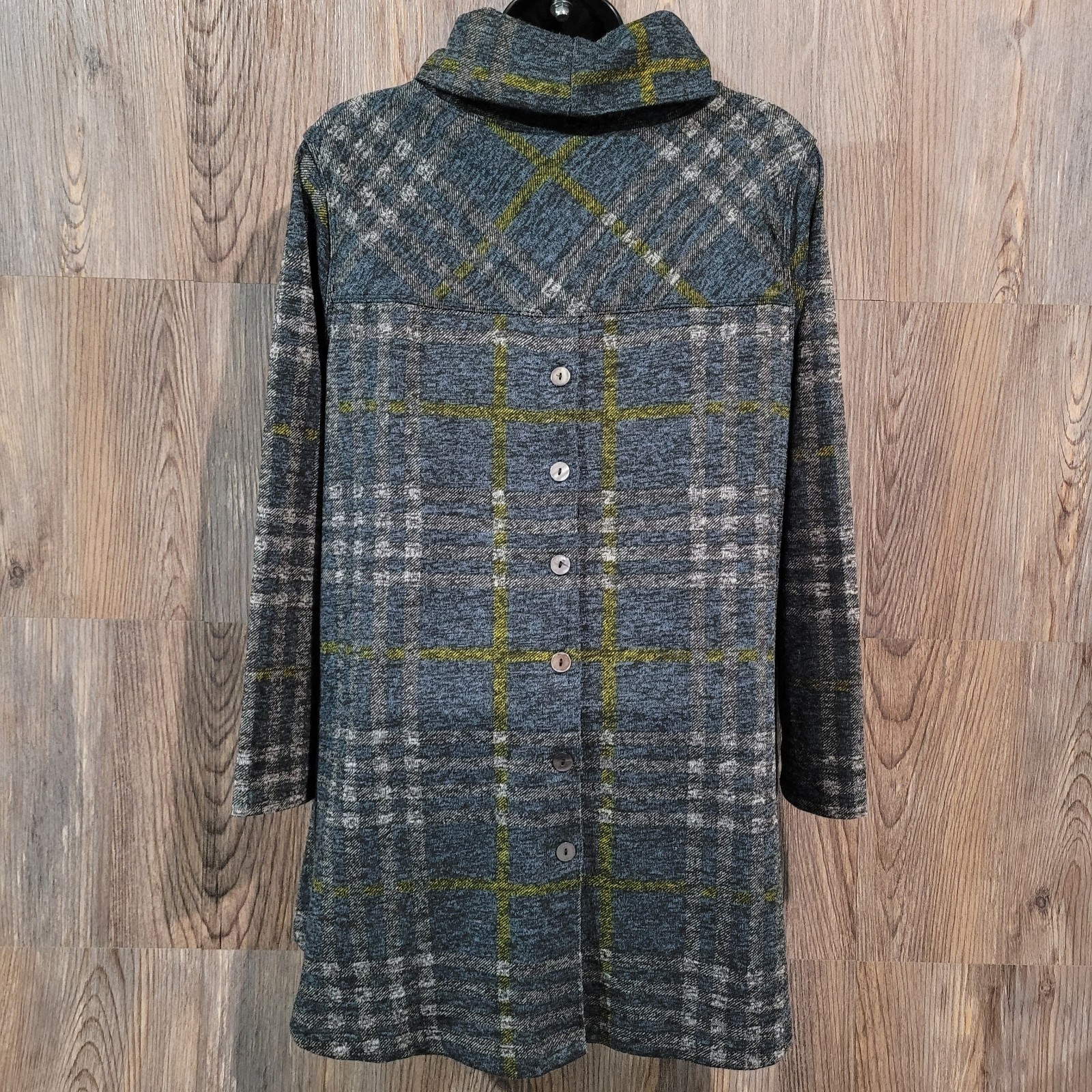John Mark Cowl Neck Tunic Size M Muted Plaid Button Back 3/4 Sleeve Relaxed Fit