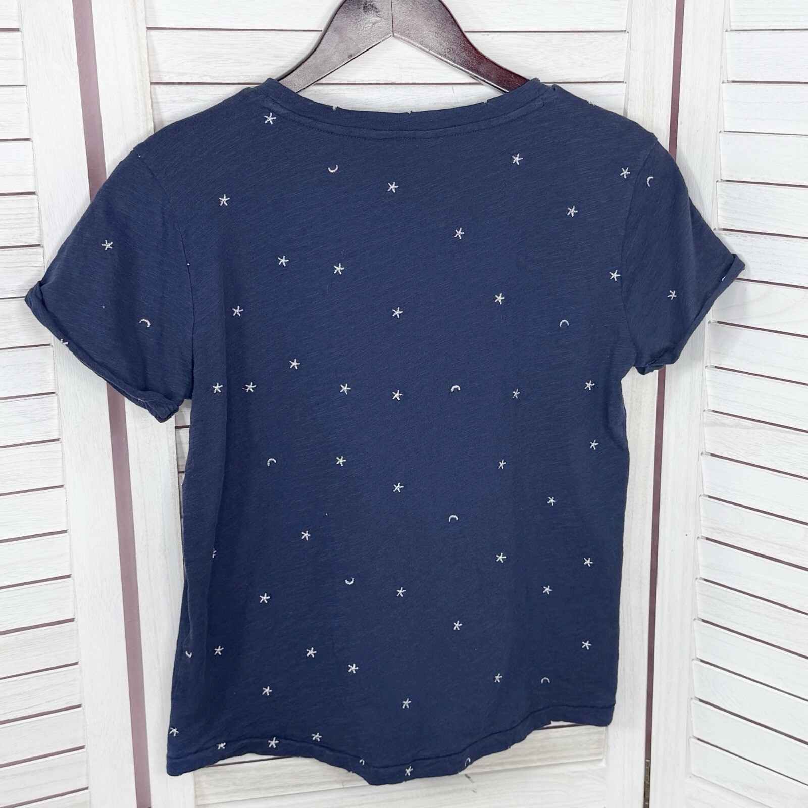 Lucky Brand Shirt Women Small Blue Embroidered Stars Moons Slub Tee Crop