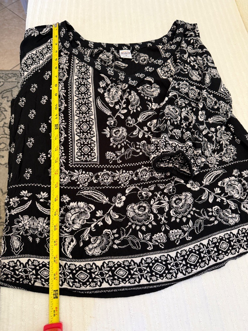 Bila Womens Boho Floral Blouse Top Black White Paisley Print Rayon Size S