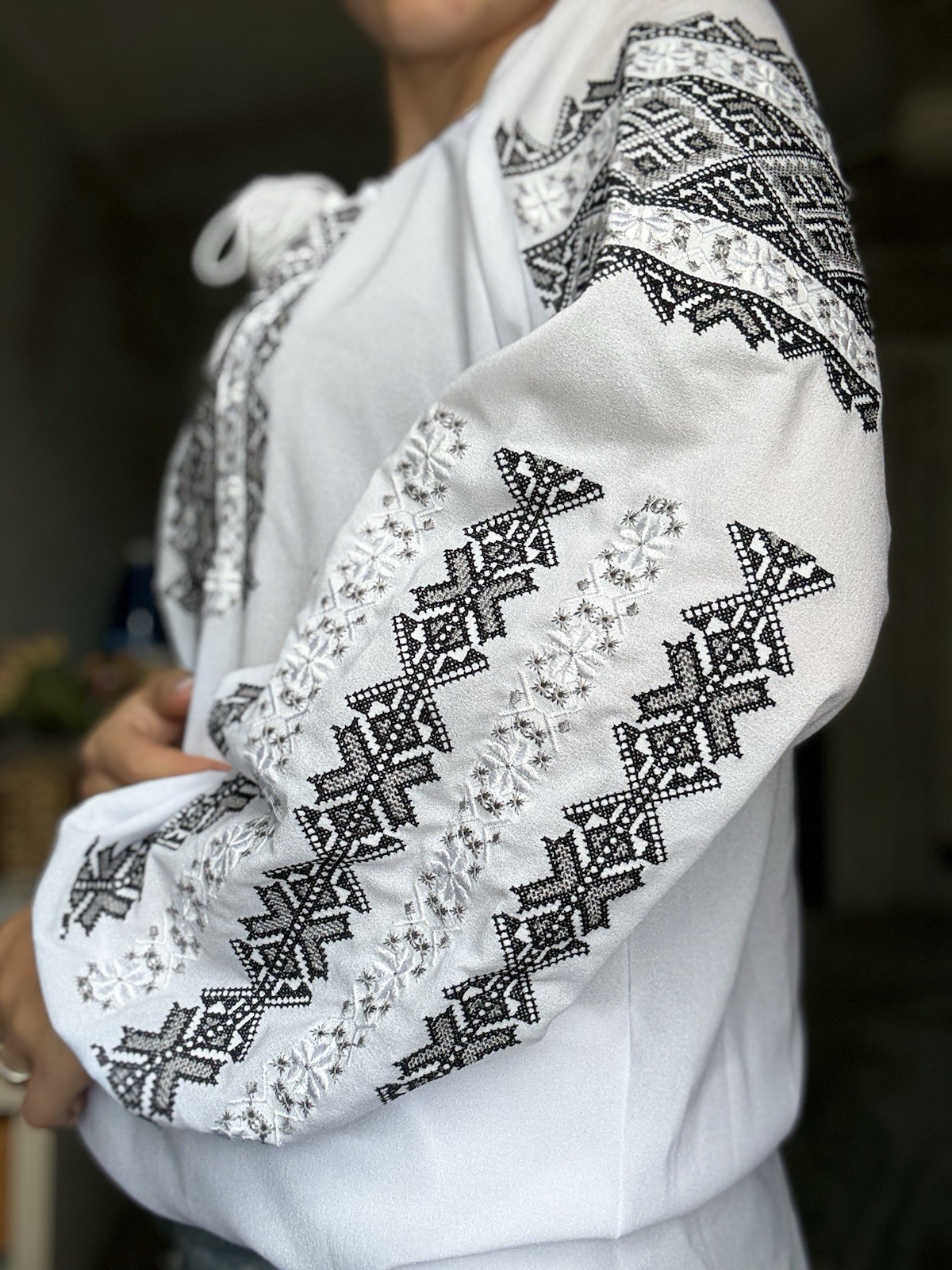Vyshyvanka Traditional Embroidered Ukrainian Shirt Ethnic White Size S,M,L,XL