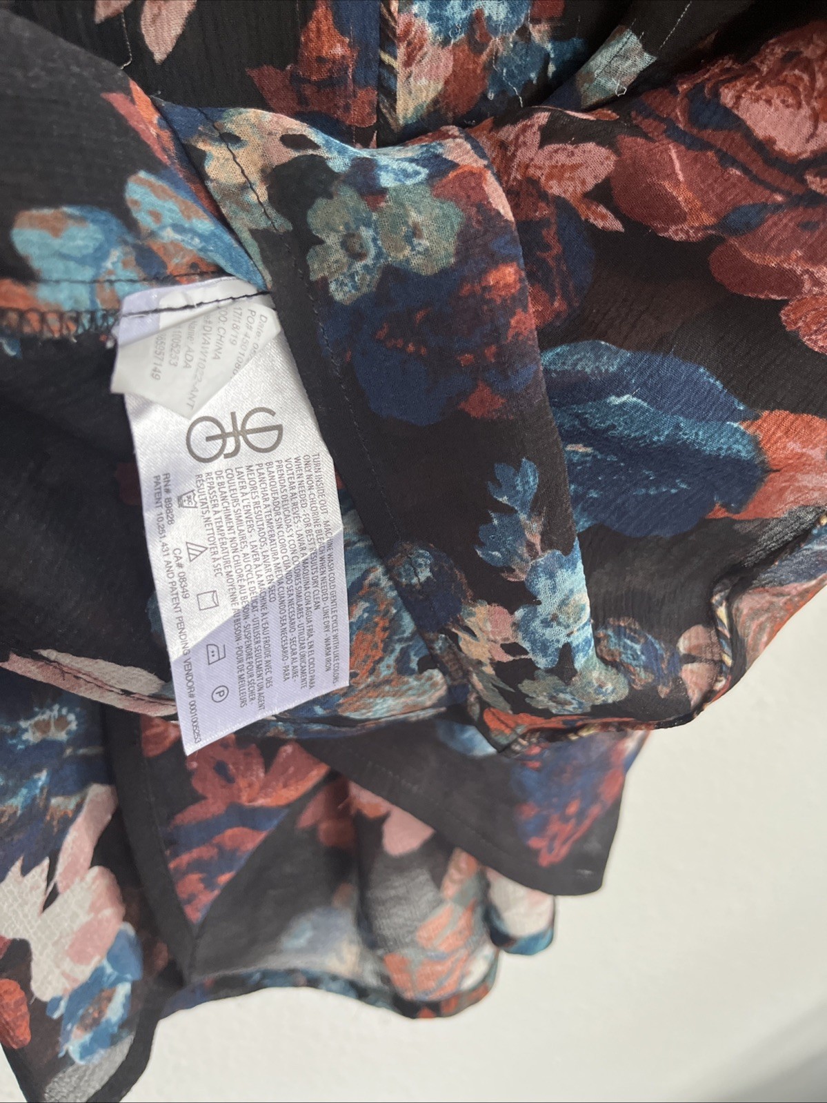 Vintage America Women’s XL Black Blue Floral Boho Top Tassels Patchwork Shoulder