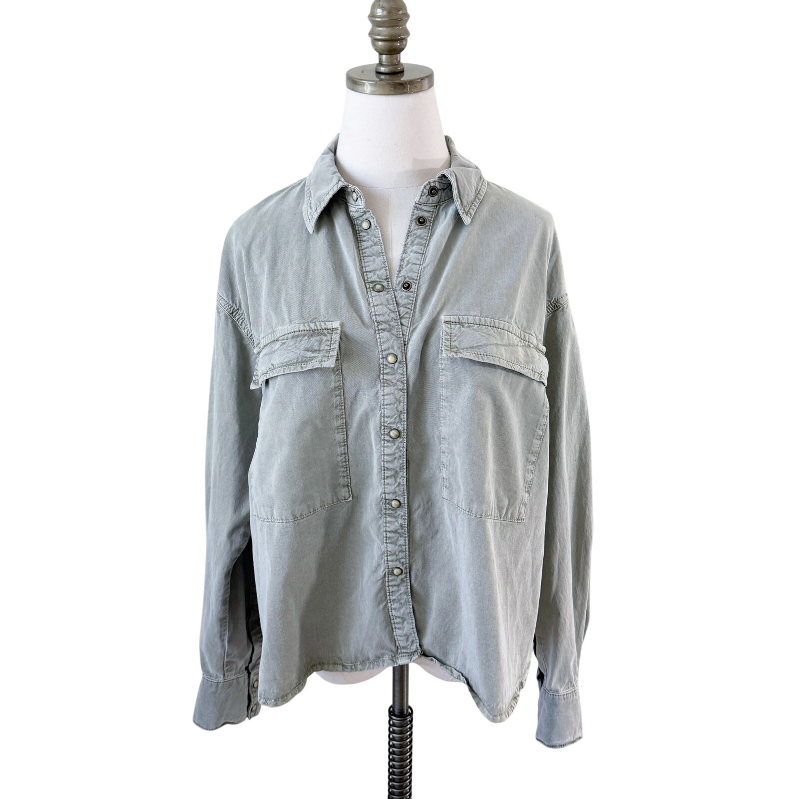 Allsaints Sage Green Button Down Top w Cutout Detail Oversized Fit Women’s Sz 8