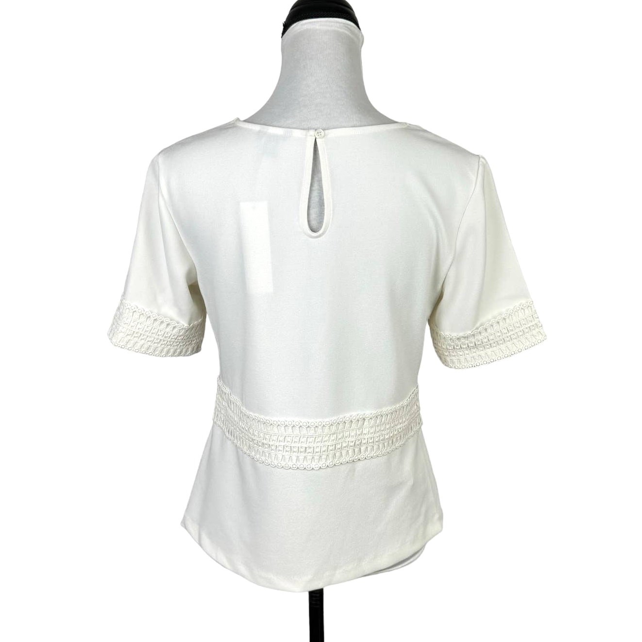 Ann Taylor NWT Women’s Small Ivory White Crochet Lace Detail Tailored Blouse