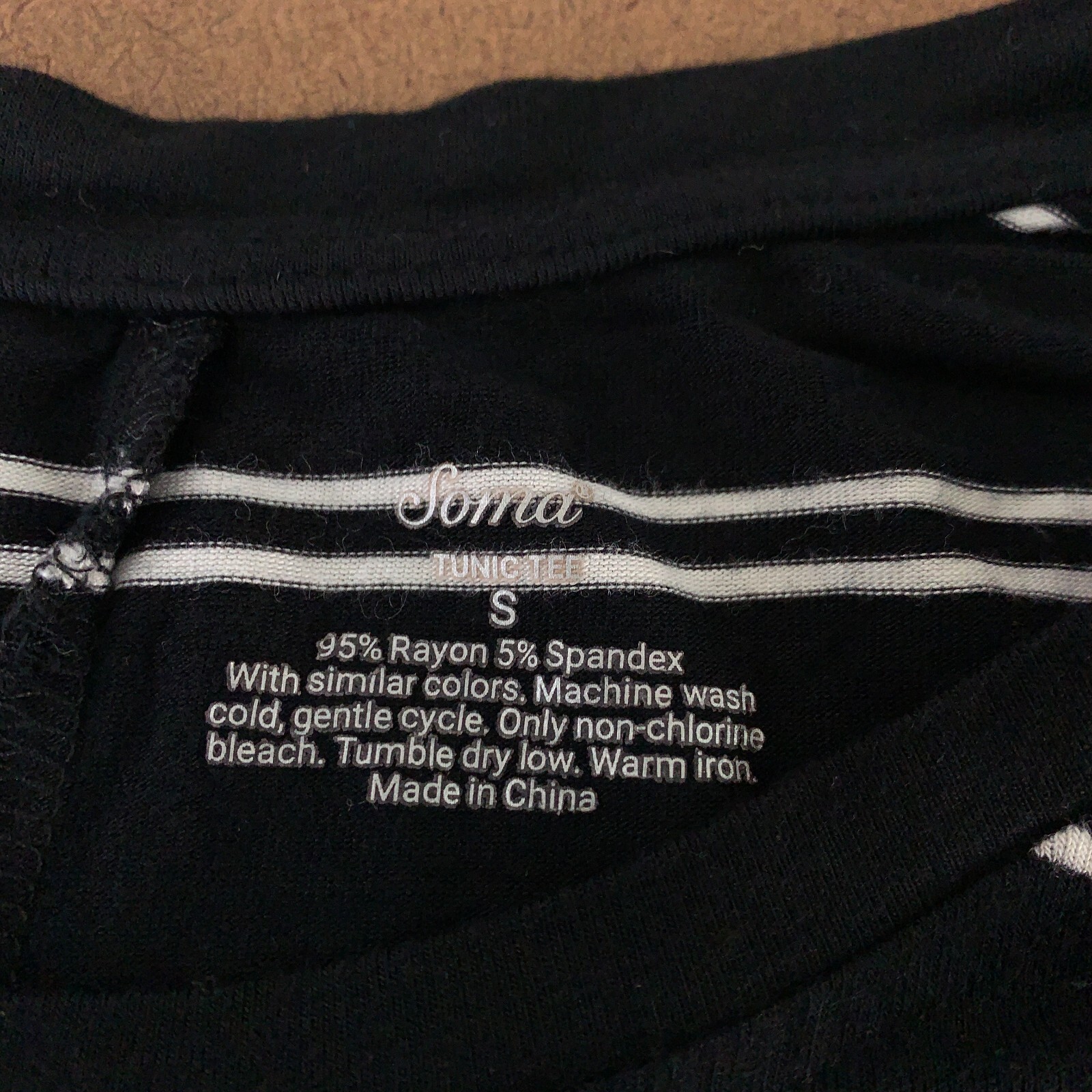 Soma Women’s Size Small Black White Striped Long Sleeve Tunic Tee