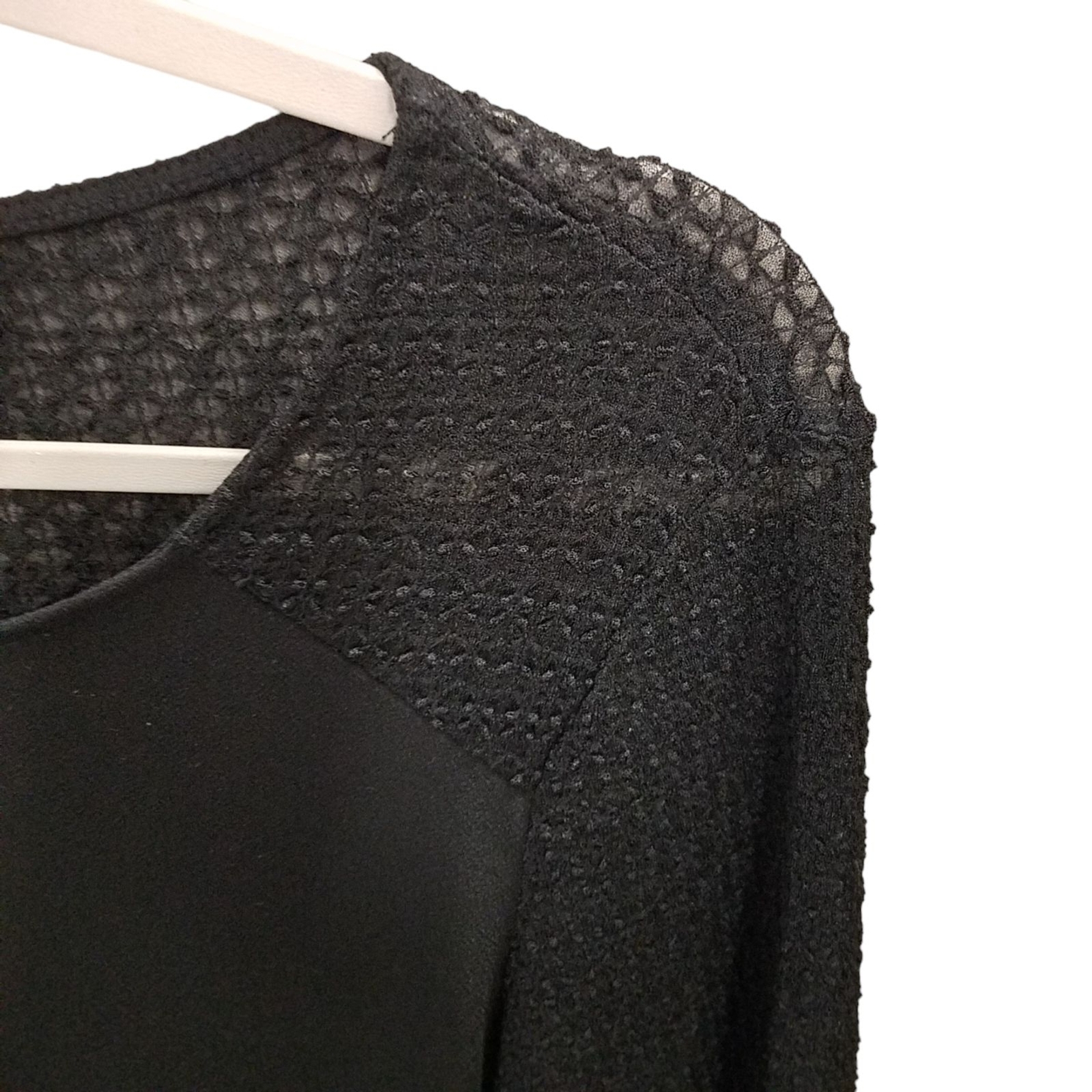 Roz & Ali Womens Sz M Black Solid 3/4 Sleeve Blouse