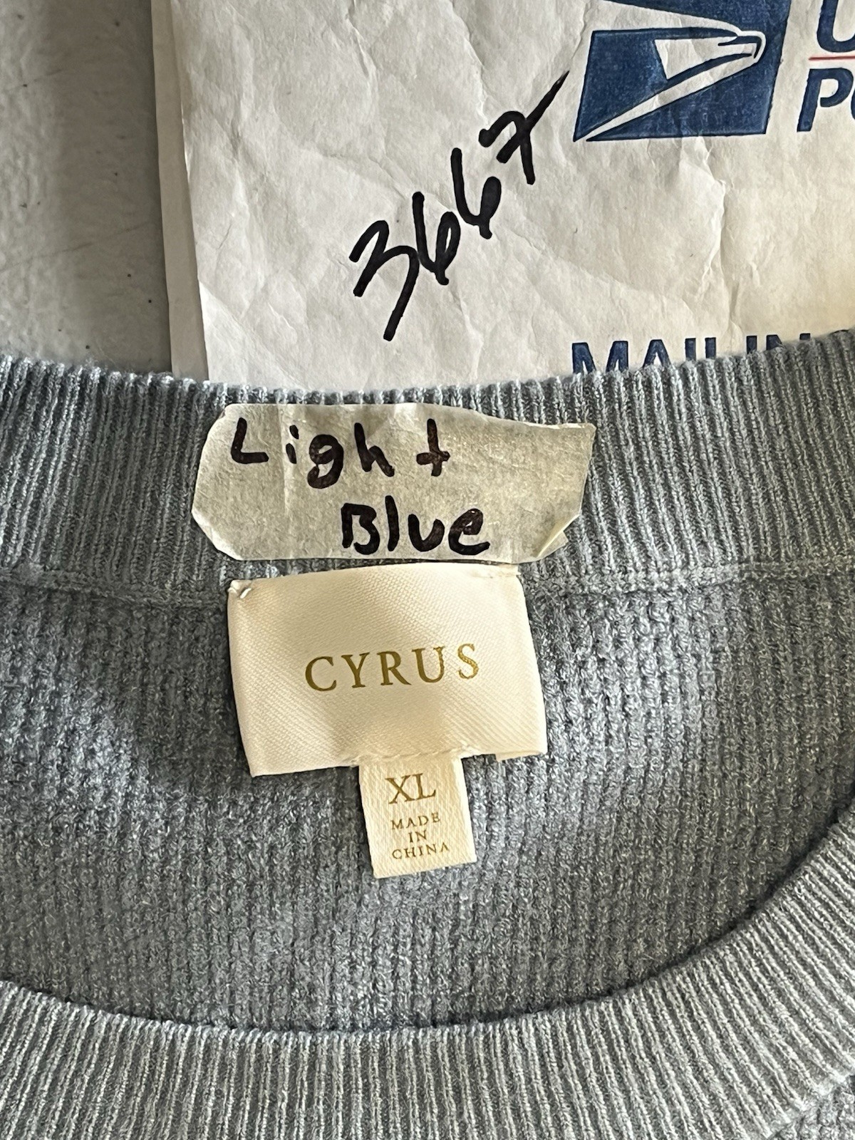 Cyrus Light Blue Women’s Short Sleeve Blouse Size XL