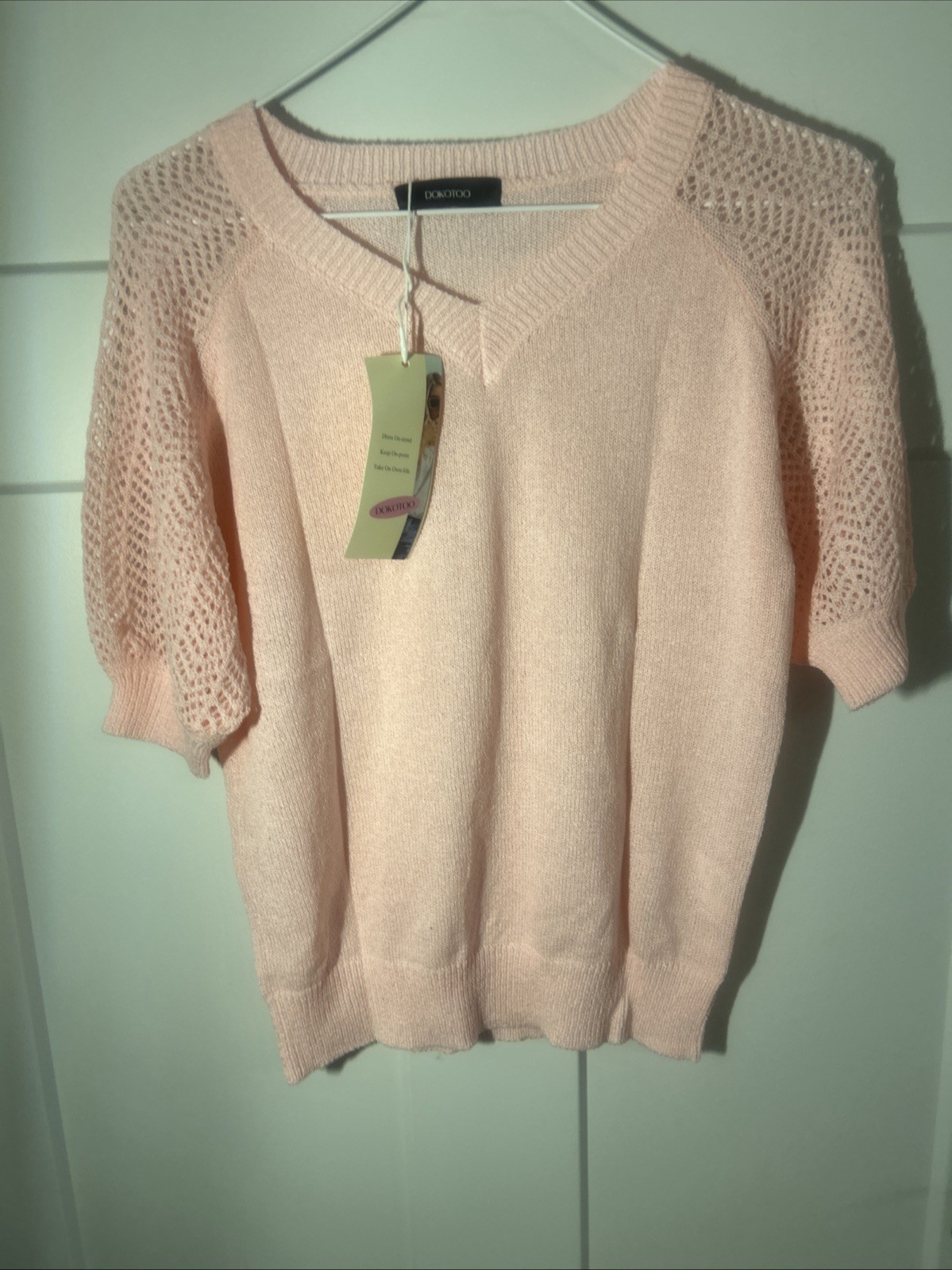 Dokotoo NWT Gorgeous Light Pink Short Sleeve Acrylic & Cotton V -Neck Knit Top S