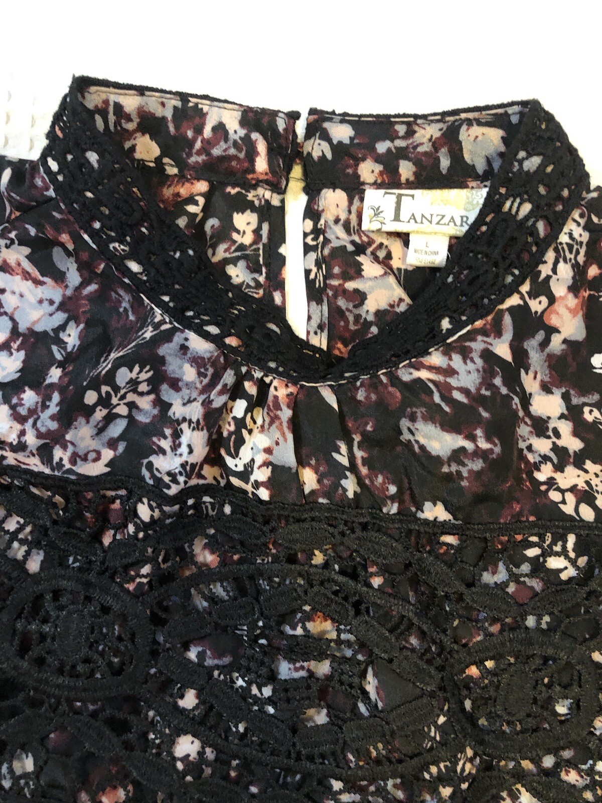 TANZARA – Women’s Large – NEW – Black Pink Floral Lace Panel Blouse – MSRP $43
