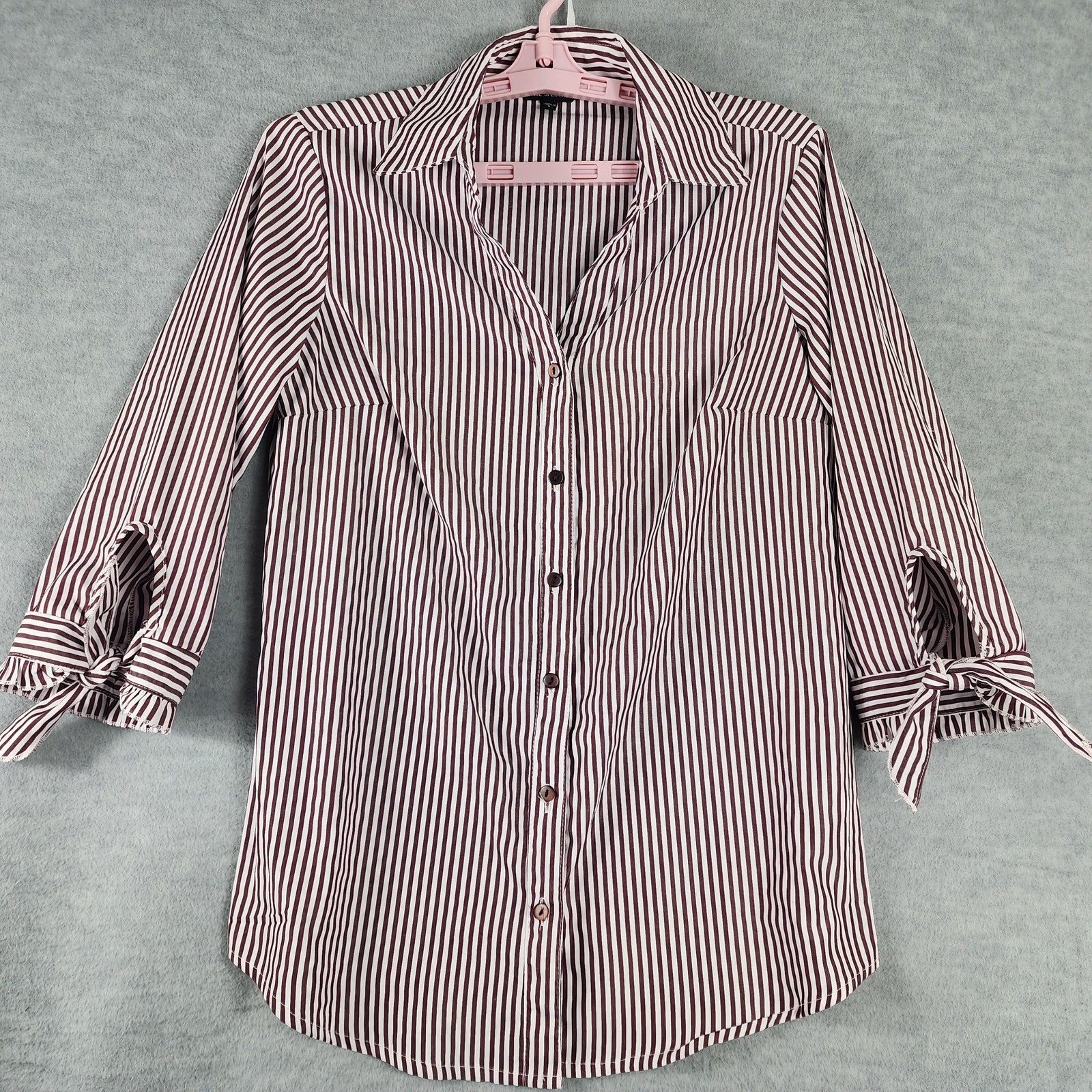 Unique Spectrum Button Up Shirt Womens S Red Stripe 3/4 Sleeve Tie Cuff Ruffle