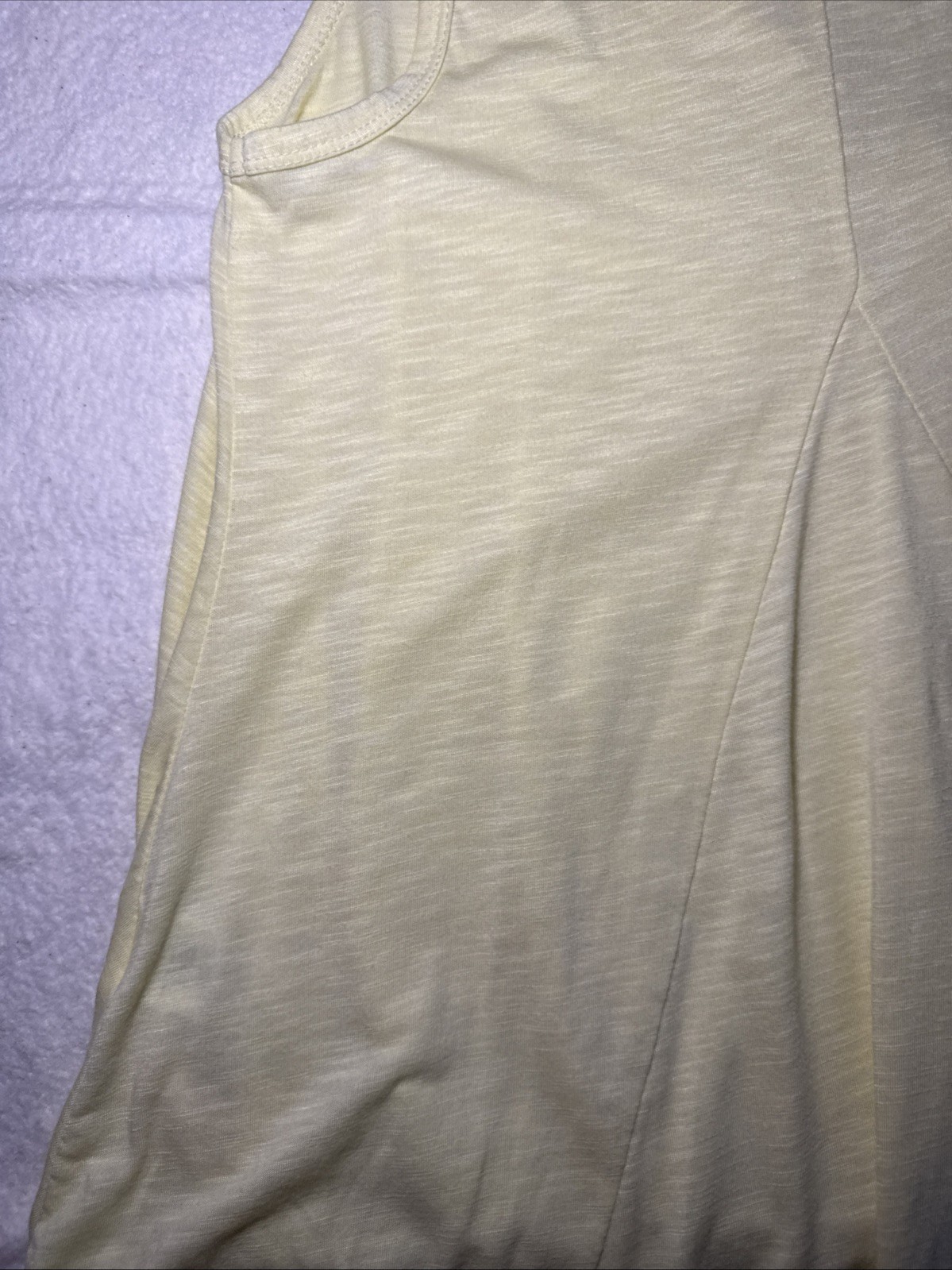 Signature Studio Woman’s Light Yellow Tank Top Size Medium