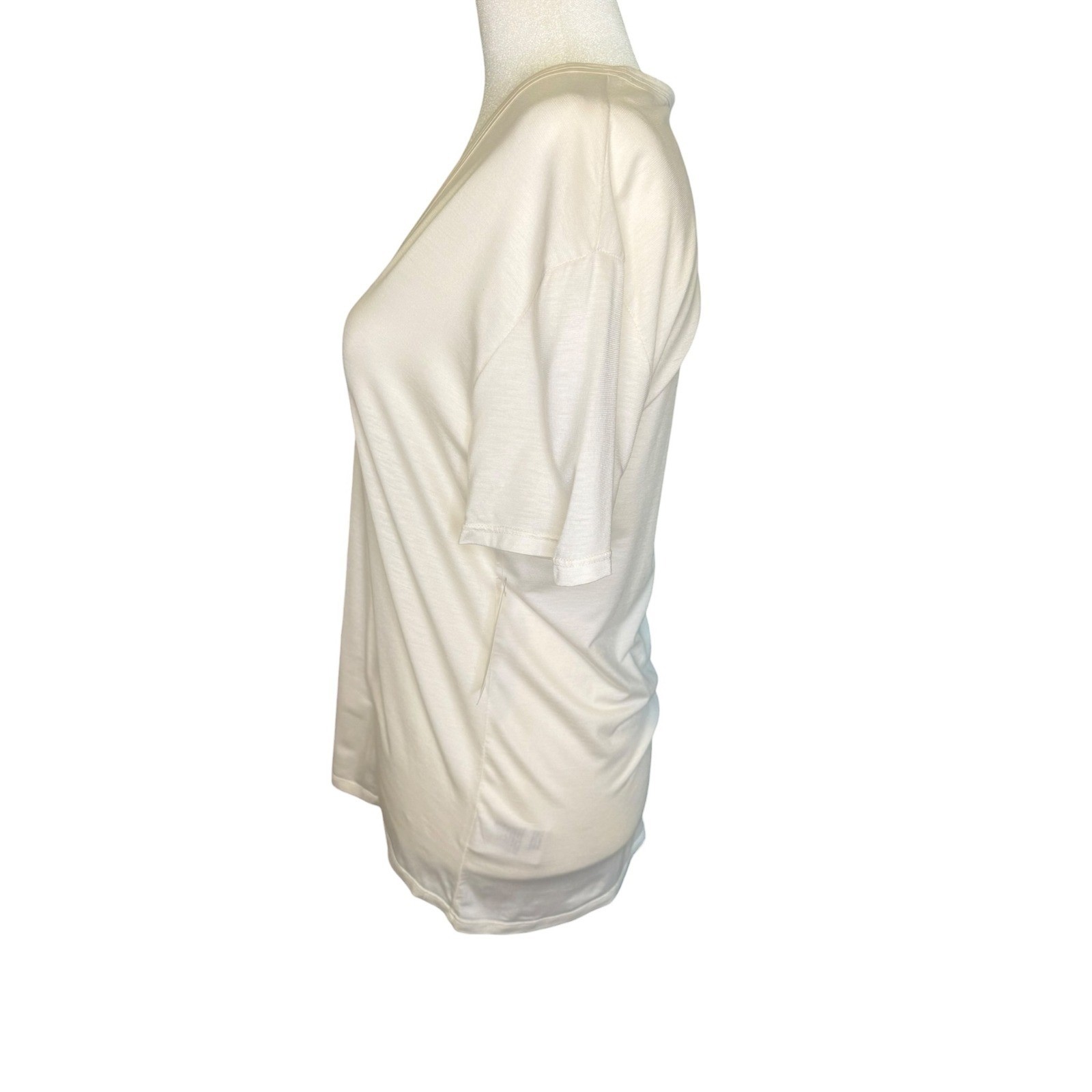 AG Adriano Goldschmied Womens V-Neck Short Sleeve Tee Ivory Dust Cream Small NWT