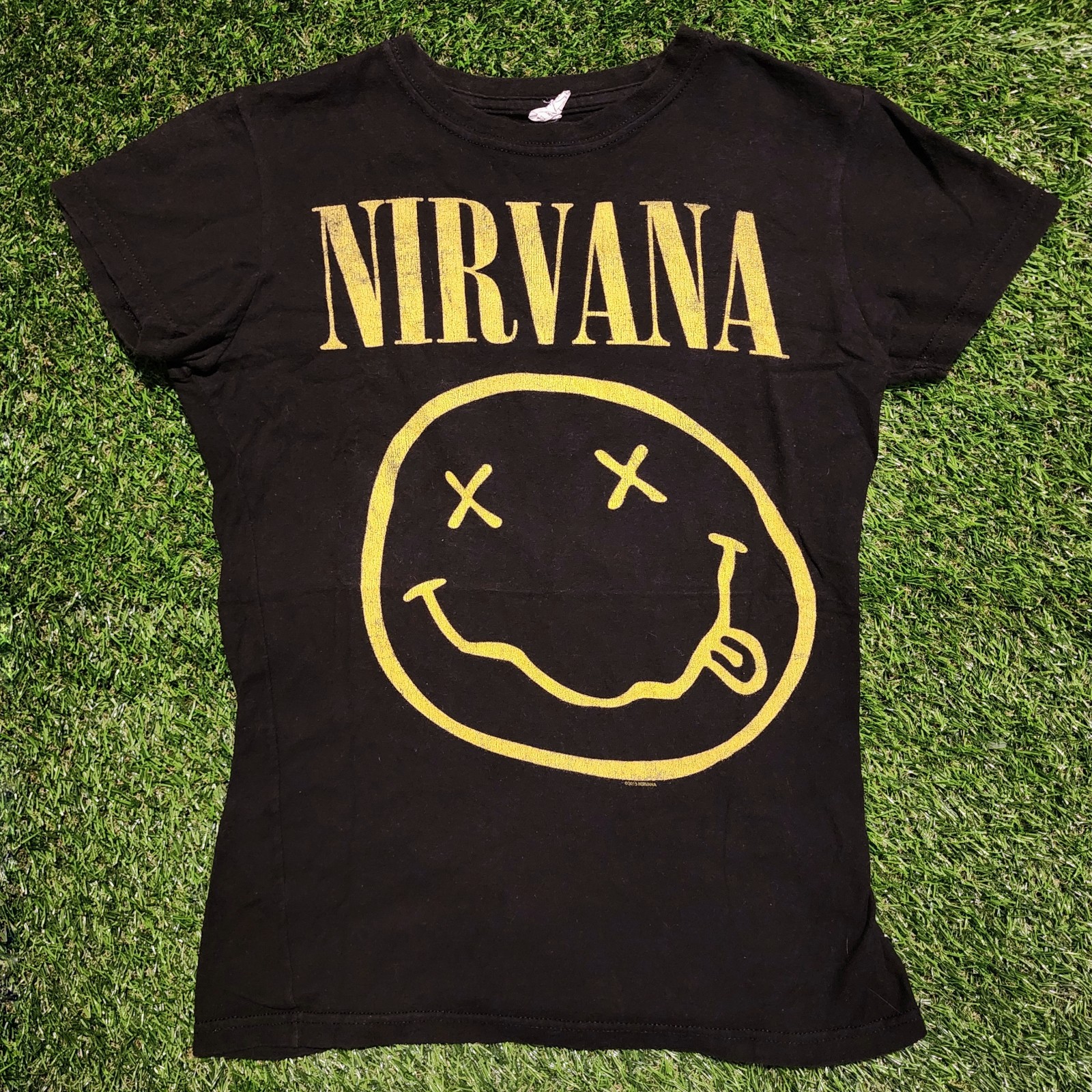 Y2k 2000s Vintage Nirvana Kurt Cobain Smiley Face Logo Band Womens T-Shirt Top