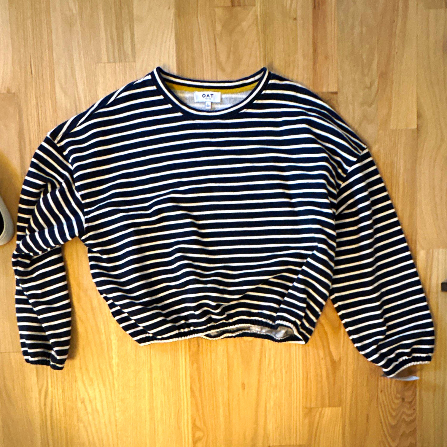 OAT New York Women’s L Navy/White Striped Crew Neck Long Sleeve Sweatshirt