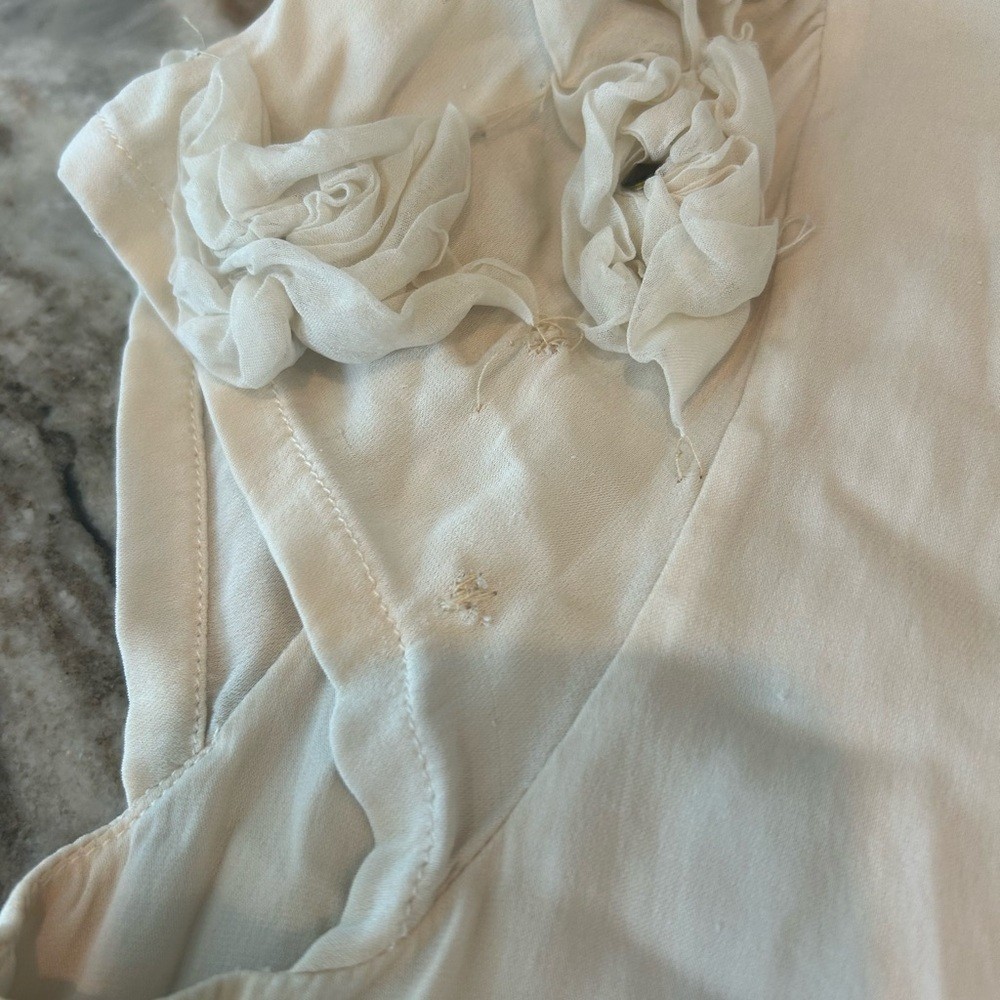 Alice + Olivia Blouse, missing size tag, S?, stain/missing flowers, see photos