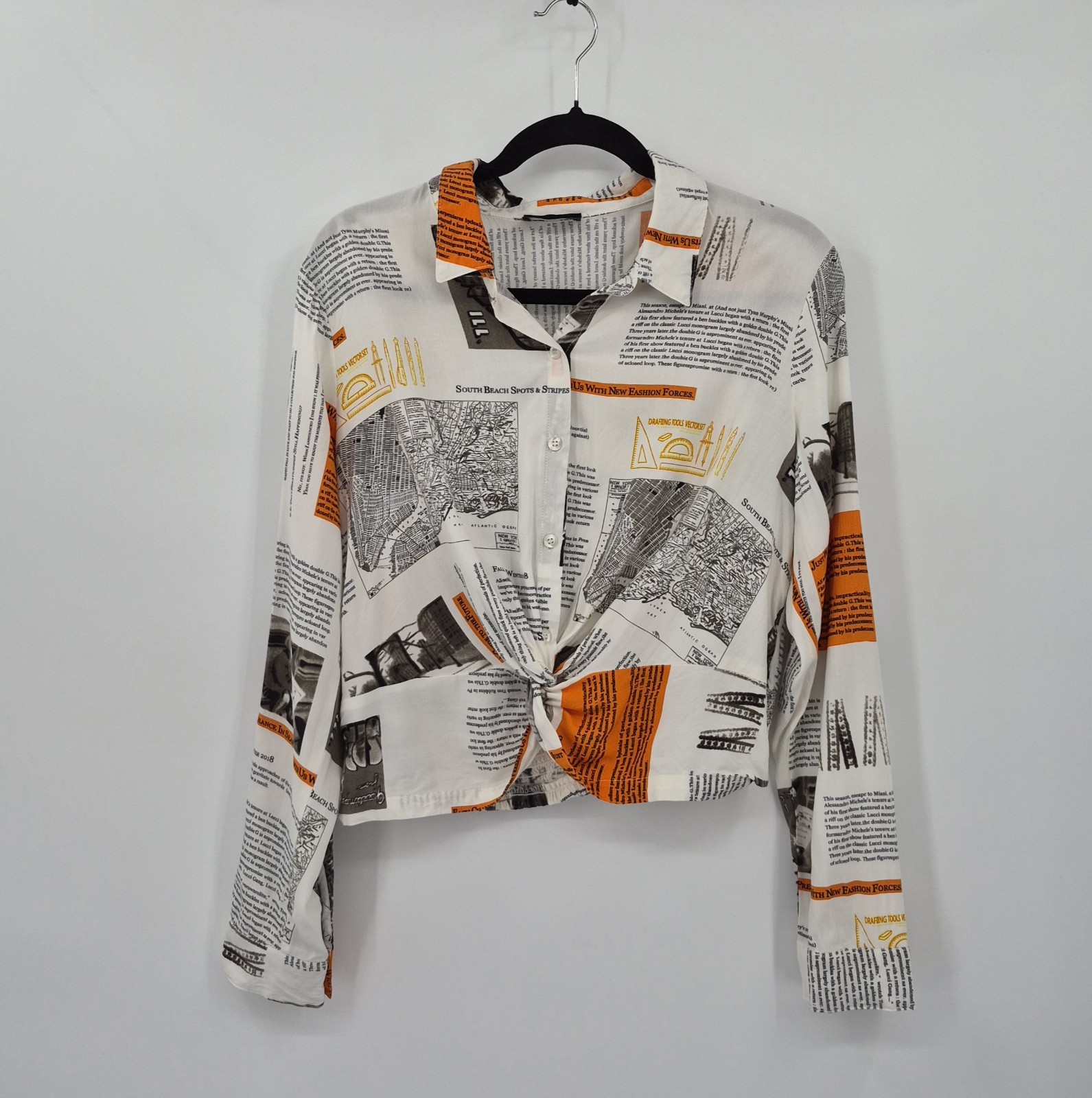 Milk & Honey Ladies L Twist Front Newspaper Print Shirt Artsy Posh