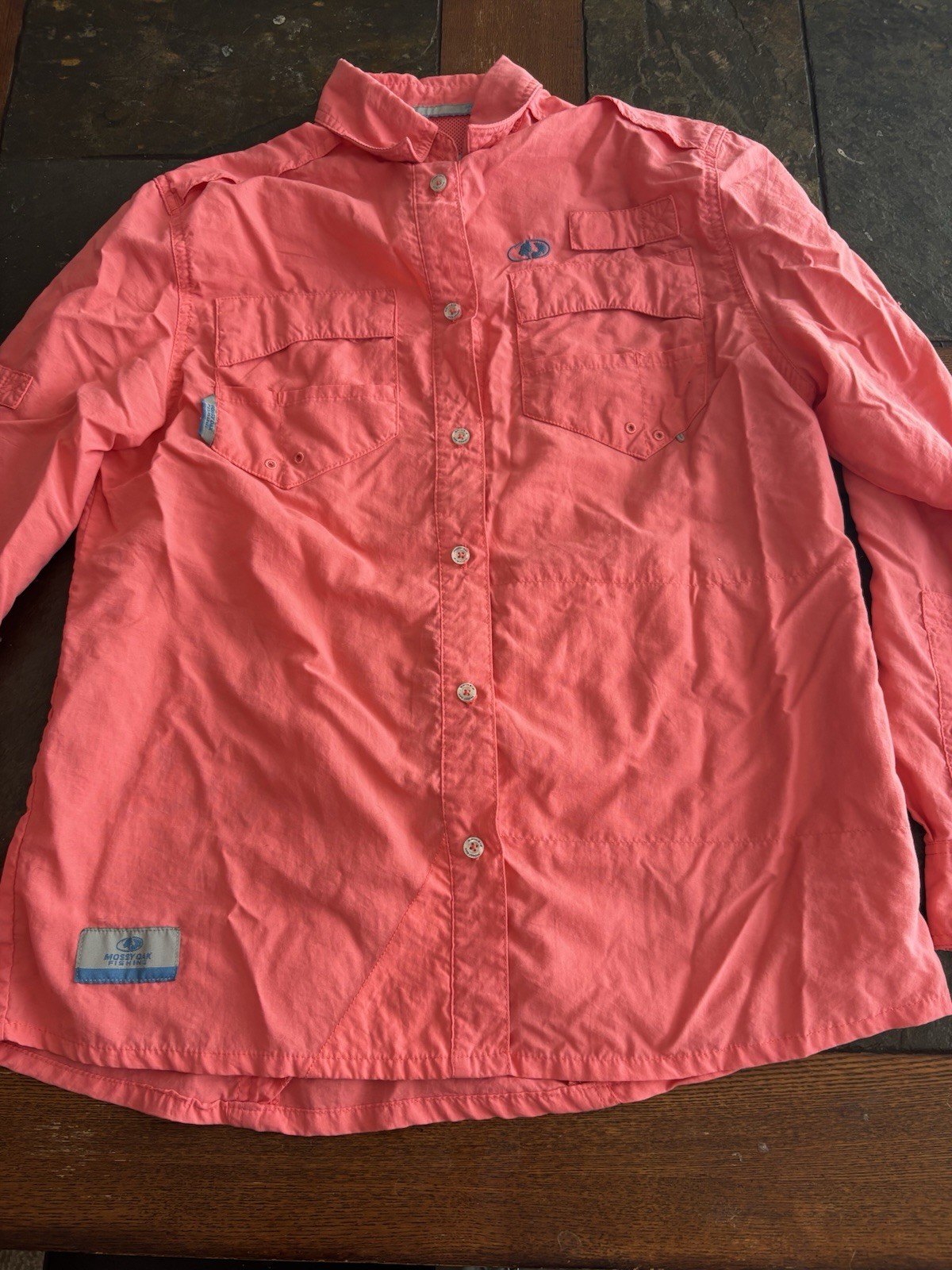 Mossy Oak Women’s Medium Set Of Two Button Down Nylon Long Sleeve Tops