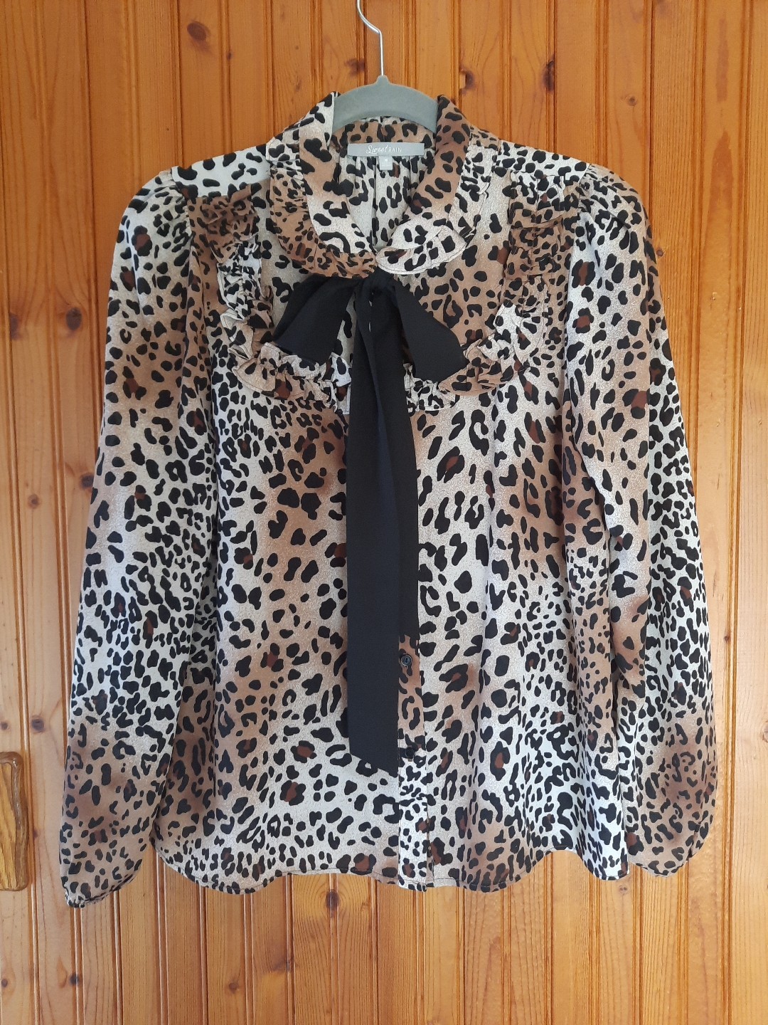 Sweet Rain Woman’s Long Sleeve Leopard Animal Print Blouse Ruffles Neck Tie Bow