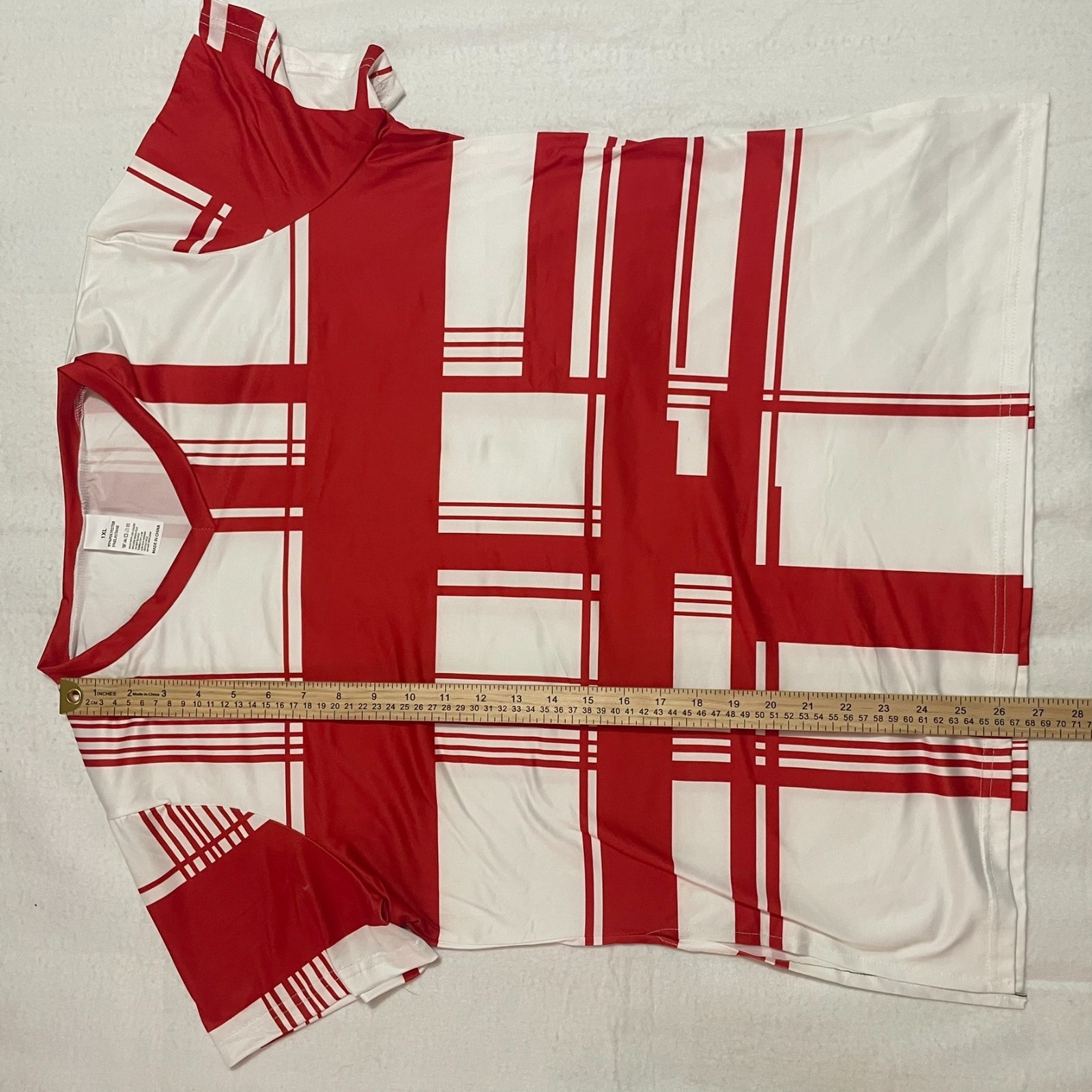 Women’s Red White Short Sleeve Shirt Size 1XL