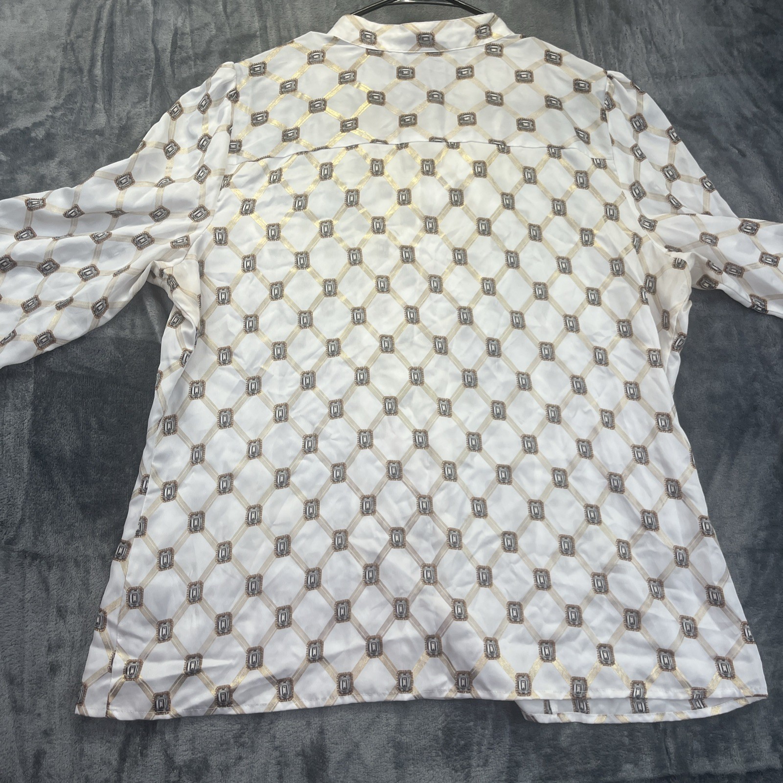Worthington Womens Blouse XL White Button Up Diamond Pattern Ruffle Puff Sleeve