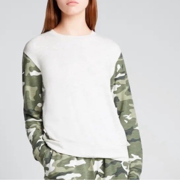 NWT Monrow XS Sweatshirt T Shirt Grey Camo Long Sleeve Slub 130377
