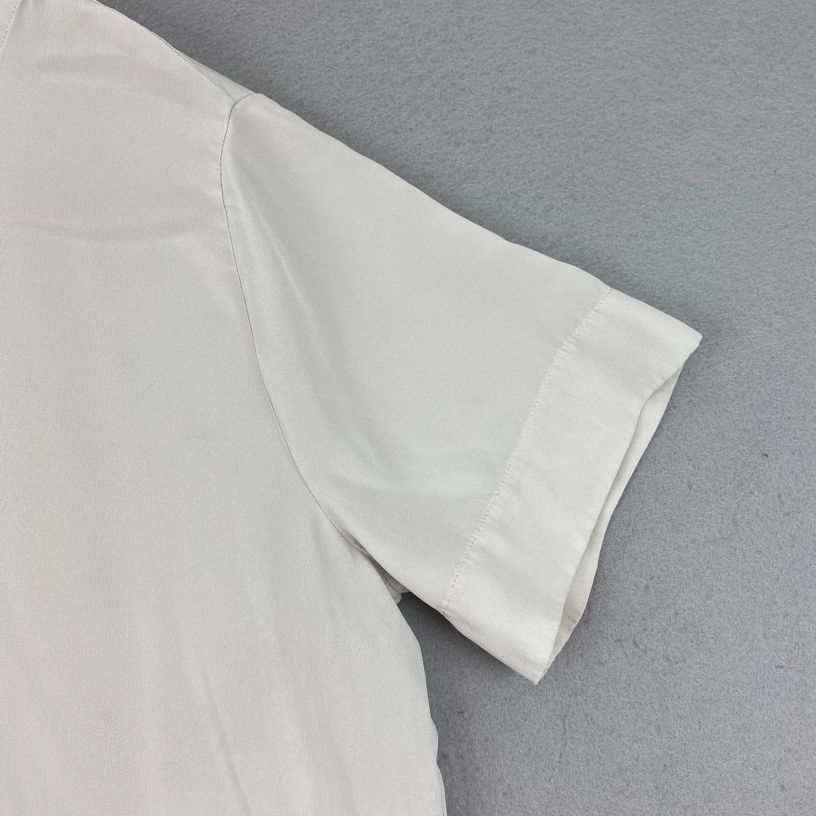 MM Lafleur Annika Top M Washable 100% Silk light gray Short Sleeve