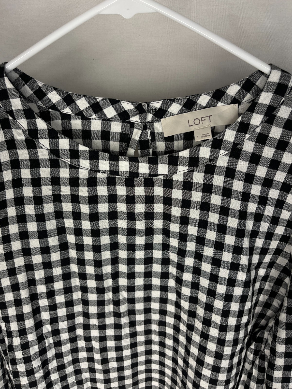 ANN TAYLOR LOFT Top Size Large Black Check Peasant Countrycore Cottage Rayon