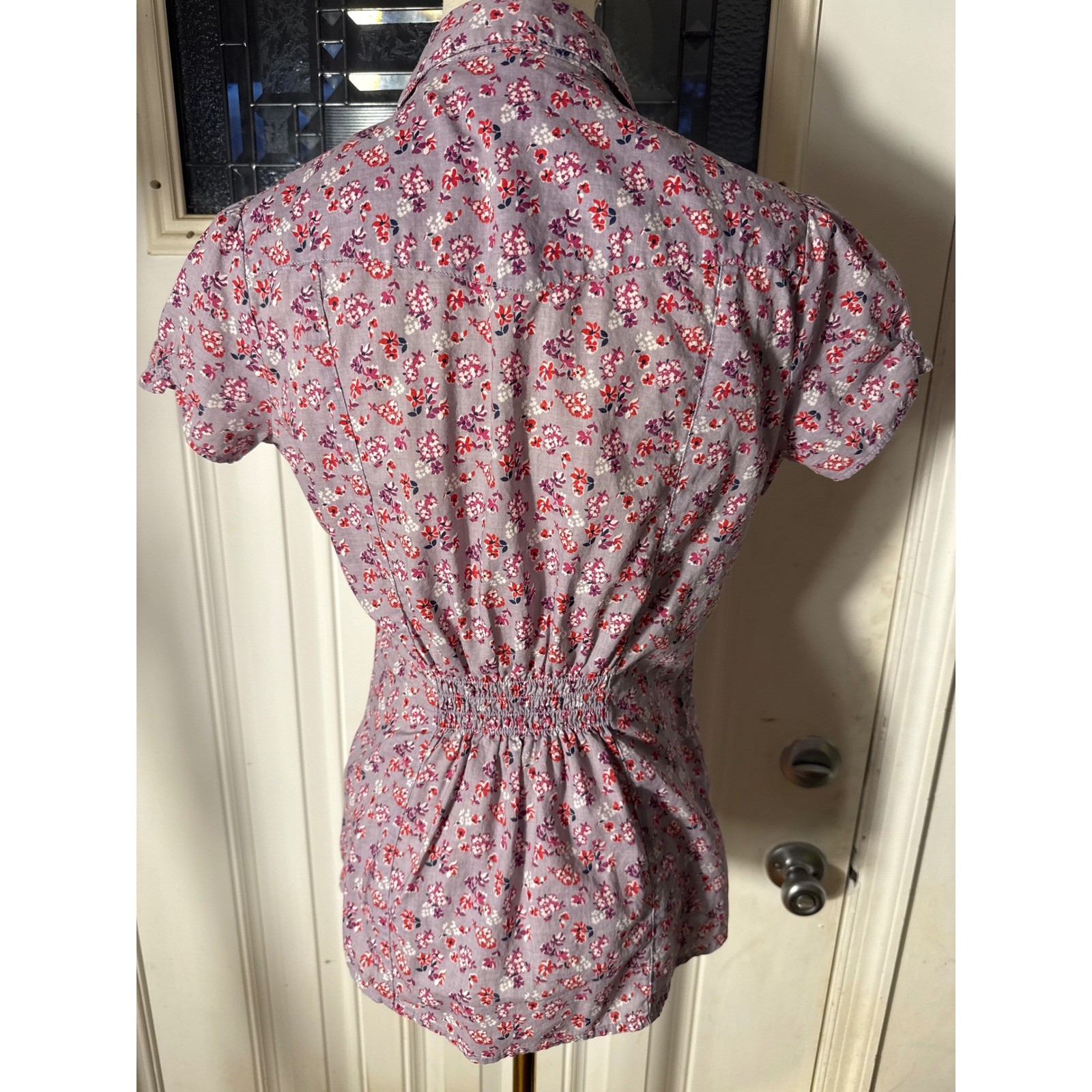 Levis Womens Purple Floral Button Up Shirt Short Sleeve Smocked Waist Small