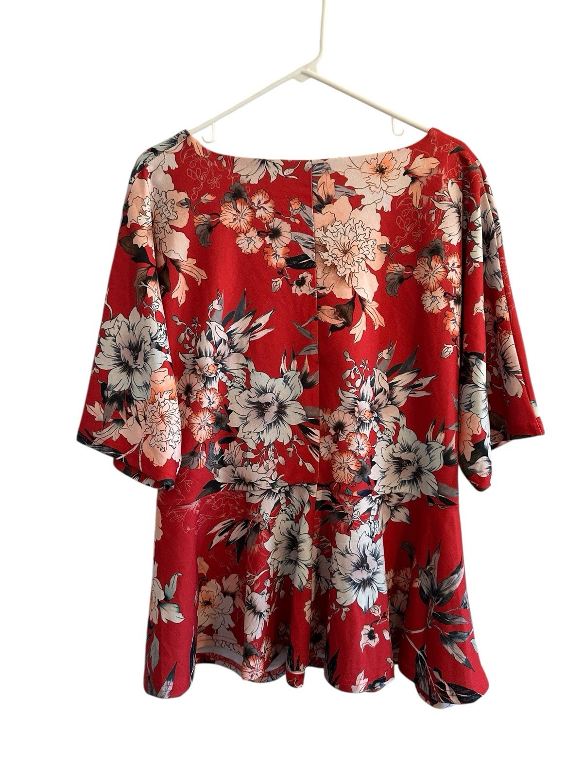 City Chic Floral Blouse Womens 20 Red W/ Flowers Flutter Sleeves V-Neck NWT