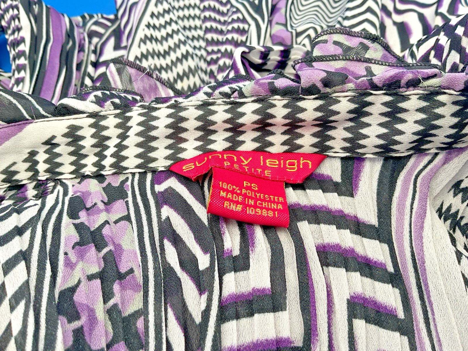 SUNNY LEIGH Blouse Women’s Size PS Petite Small Black White Purple NEW Free Ship