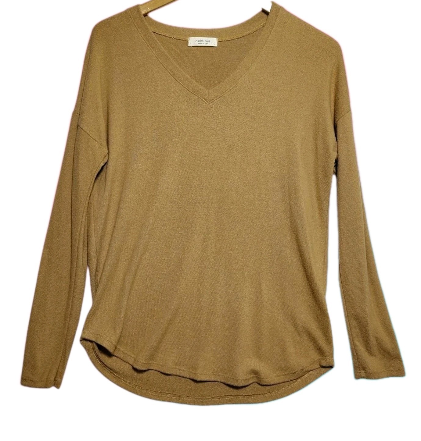 Heimious V-Neck Long Dropped Sleeve Camel Tan Women’s Size Small
