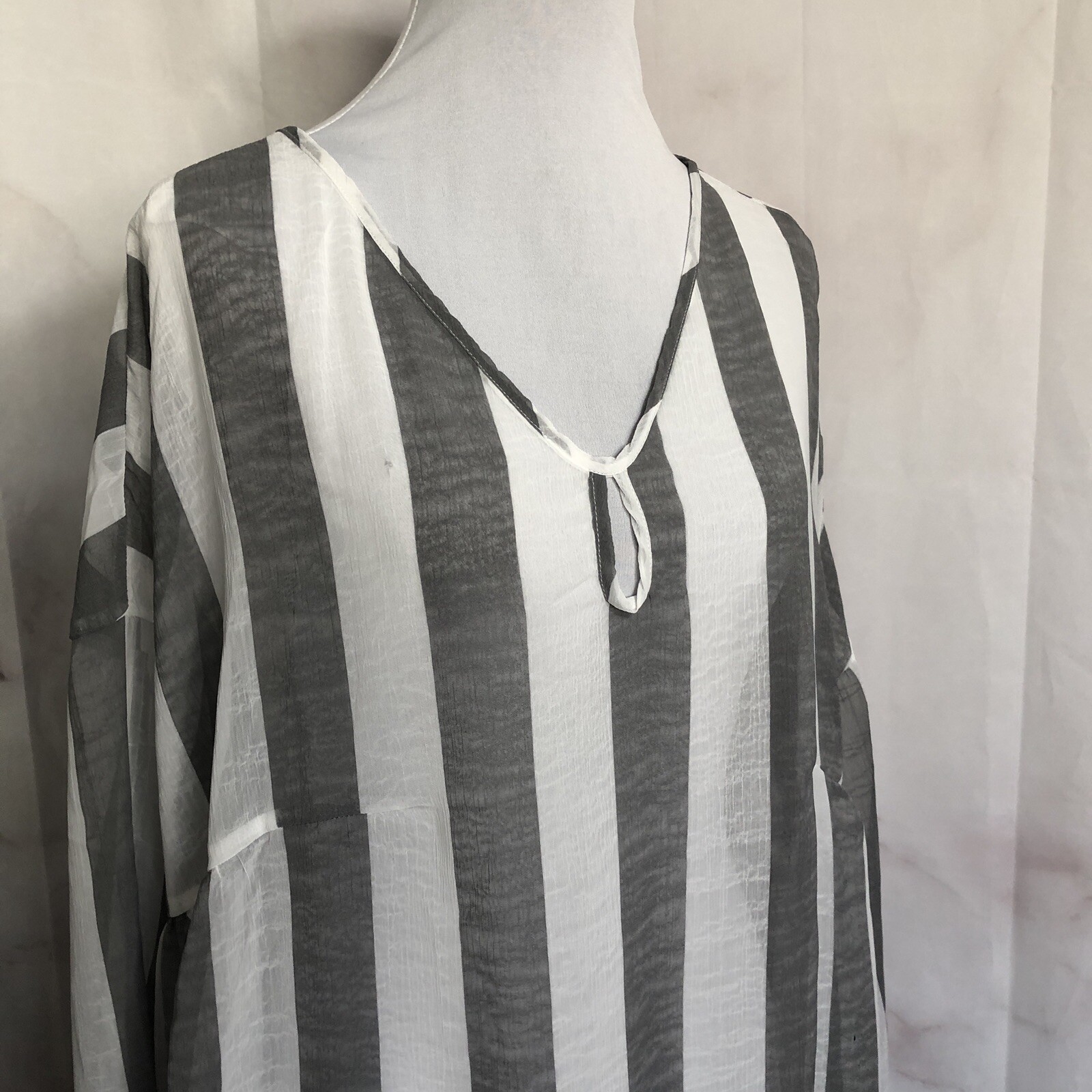 Miss Look Grey White Stripe Blouse Lightweight Sheer Scoop Neck Size 2XL
