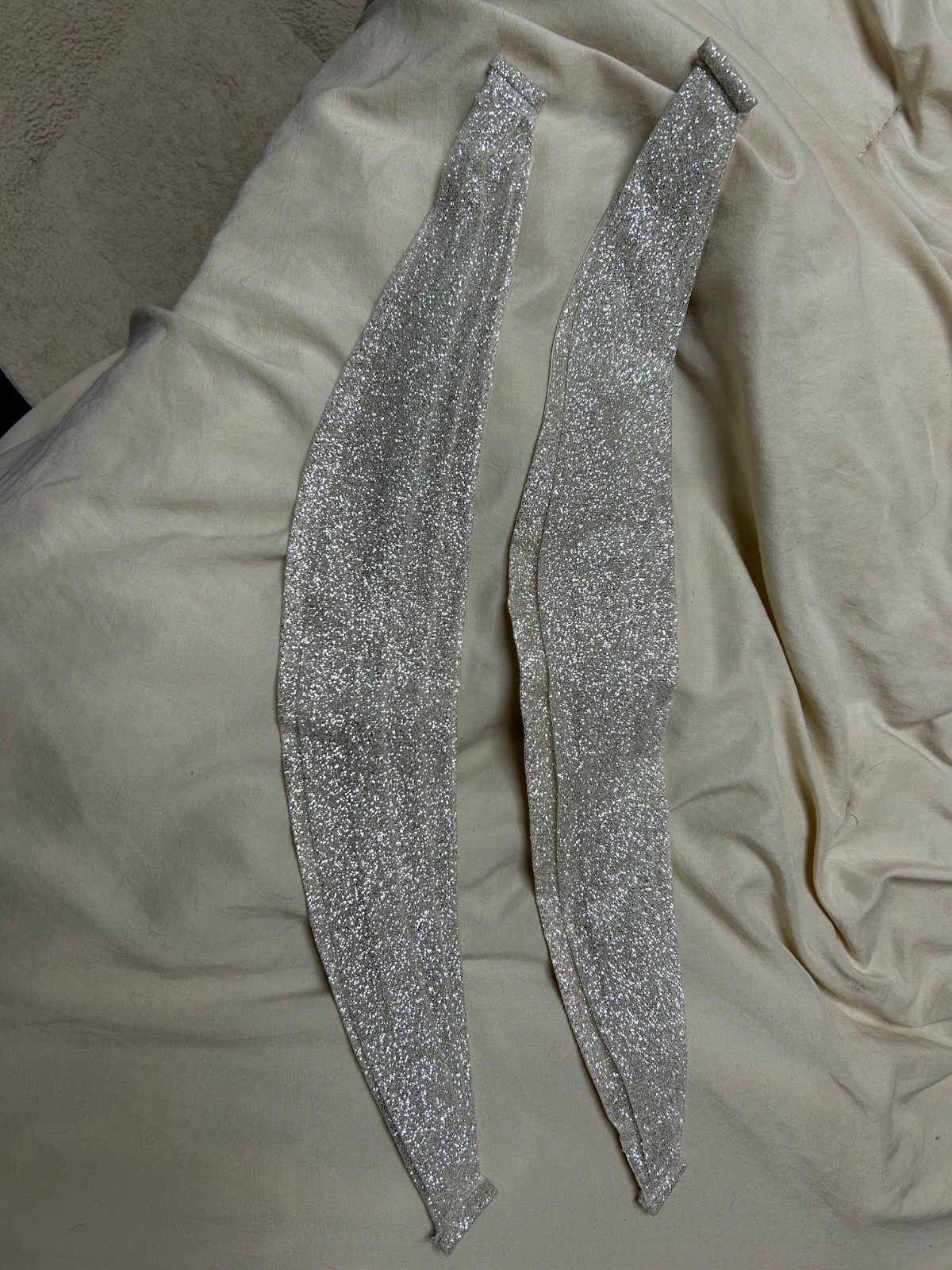 maggie sottero Anniston detachable cap sleeves in size 20 champagne