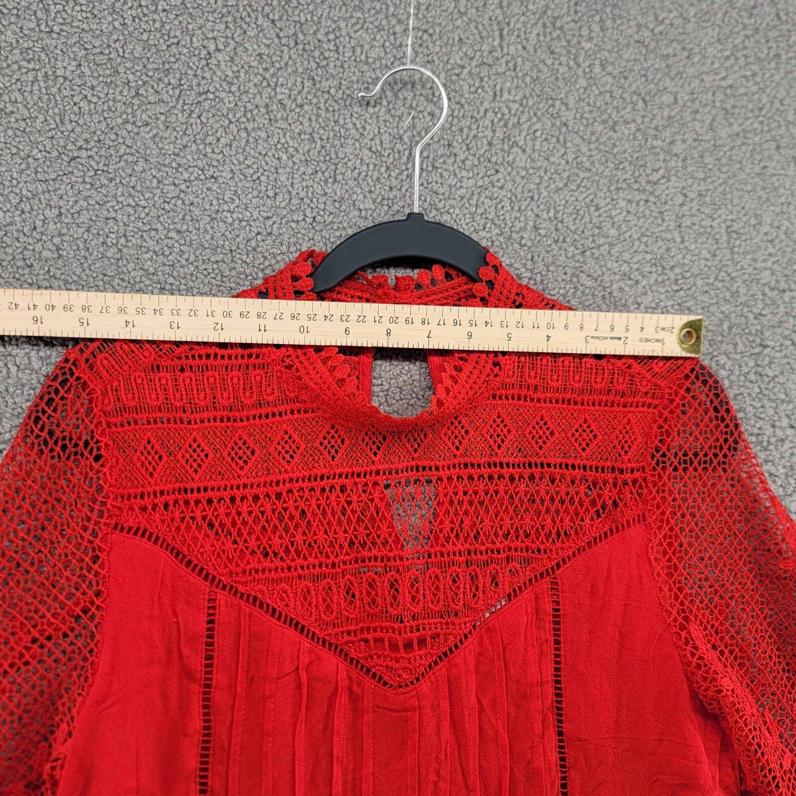 En Creme Womans Red Blouse Top Medium