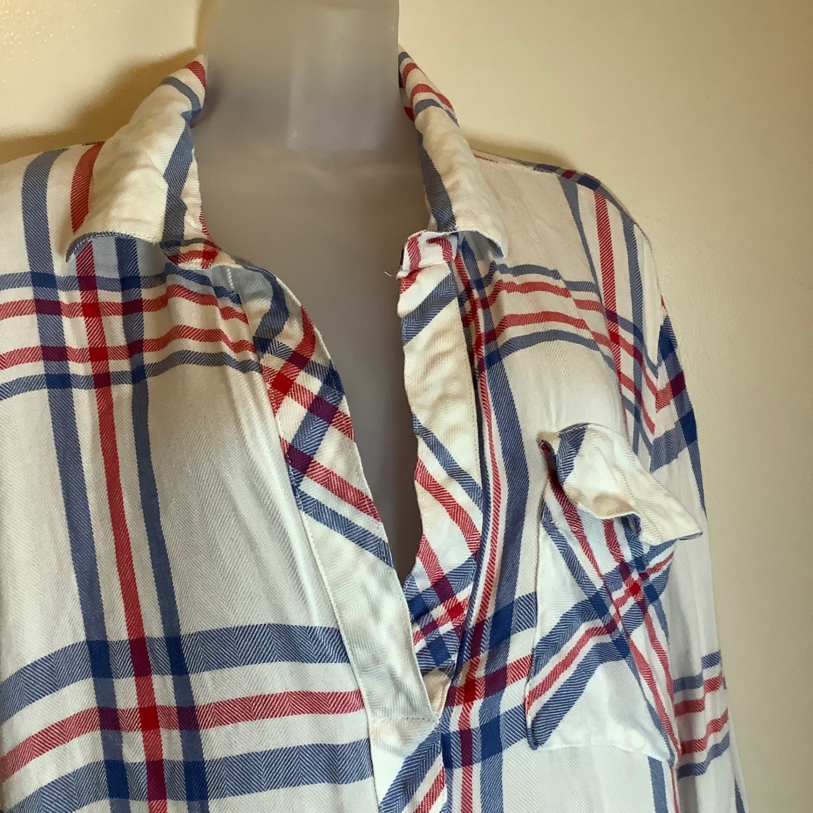 Krazy Kat Plaid Tunic Top Womens XL SOFT Red Blue White V-Neck Viscose Blouse